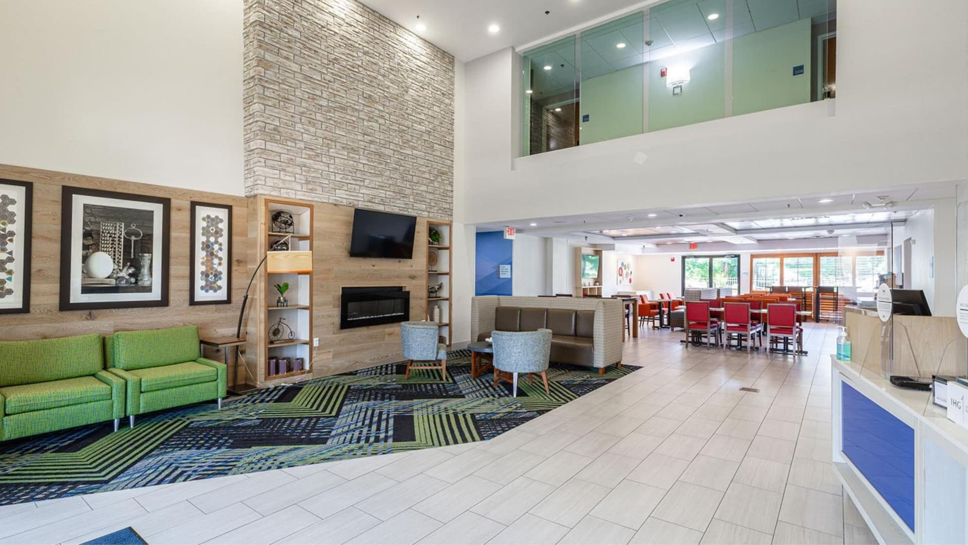 Holiday Inn Express & Suites - Prospect Heights by IHG property views in Prospect Heights, IL — gallery photo 3