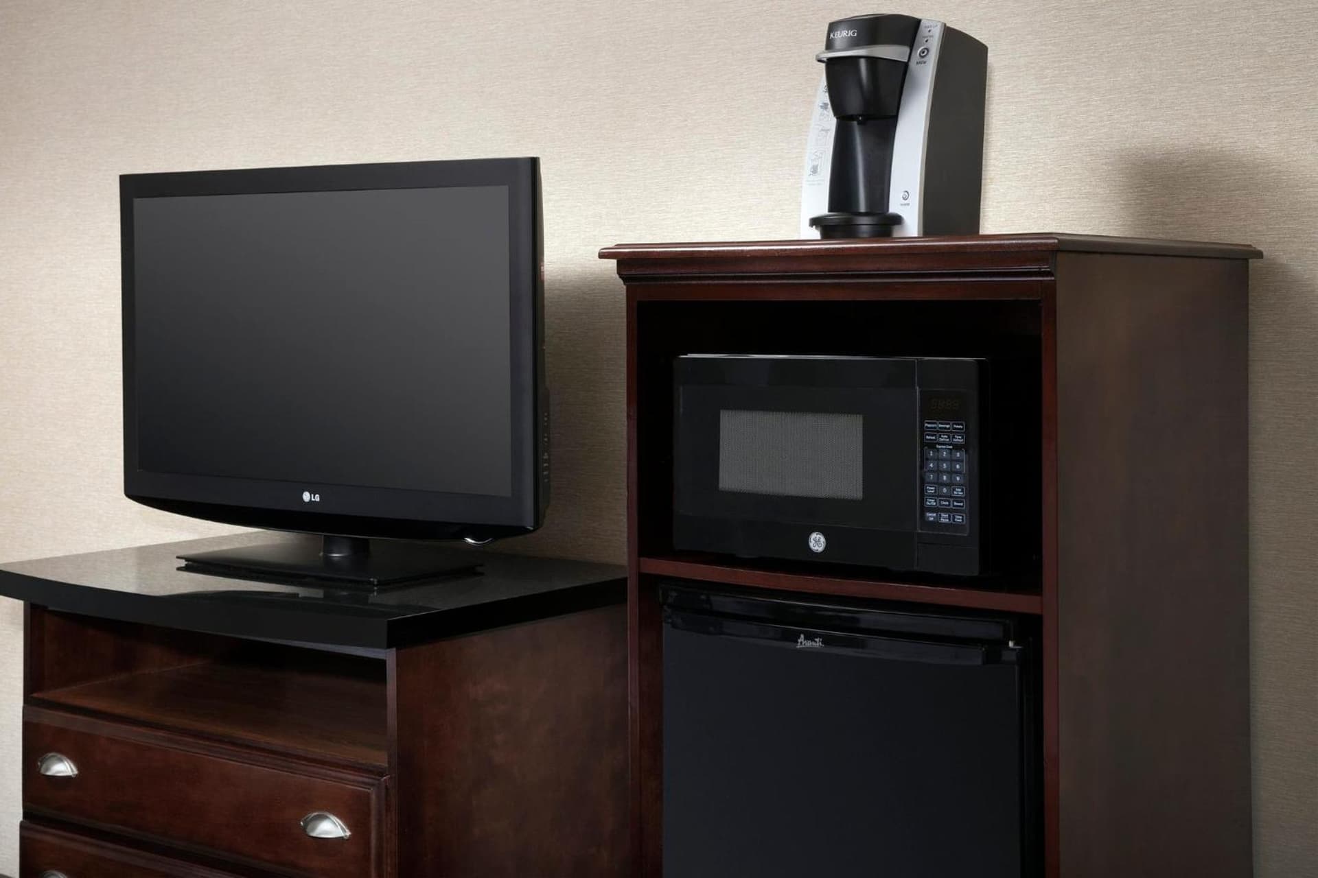 Holiday Inn Express & Suites by IHG Chambersburg by IHG gallery photo in Chambersburg, PA — image 45