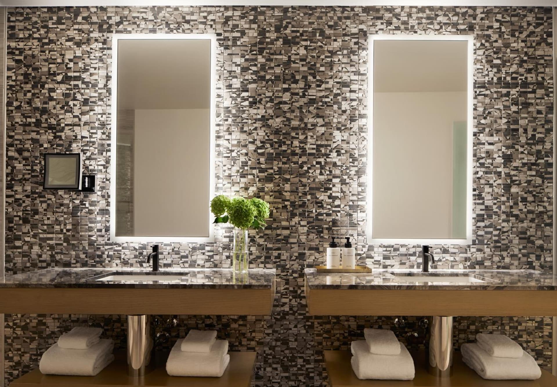 InterContinental Seattle Bellevue, by IHG gallery photo in Bellevue, WA — image 36