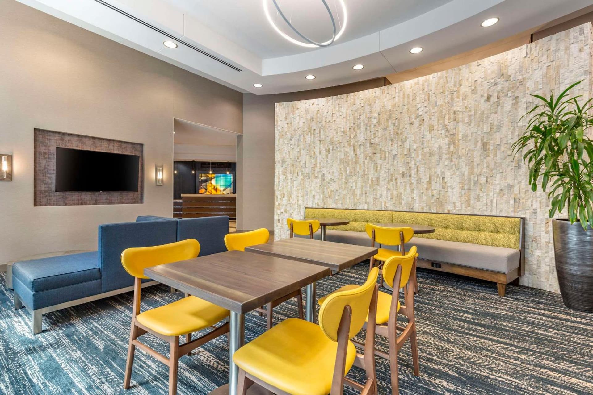 Cambria Hotel Rockville gallery photo in Rockville, MD — image 77