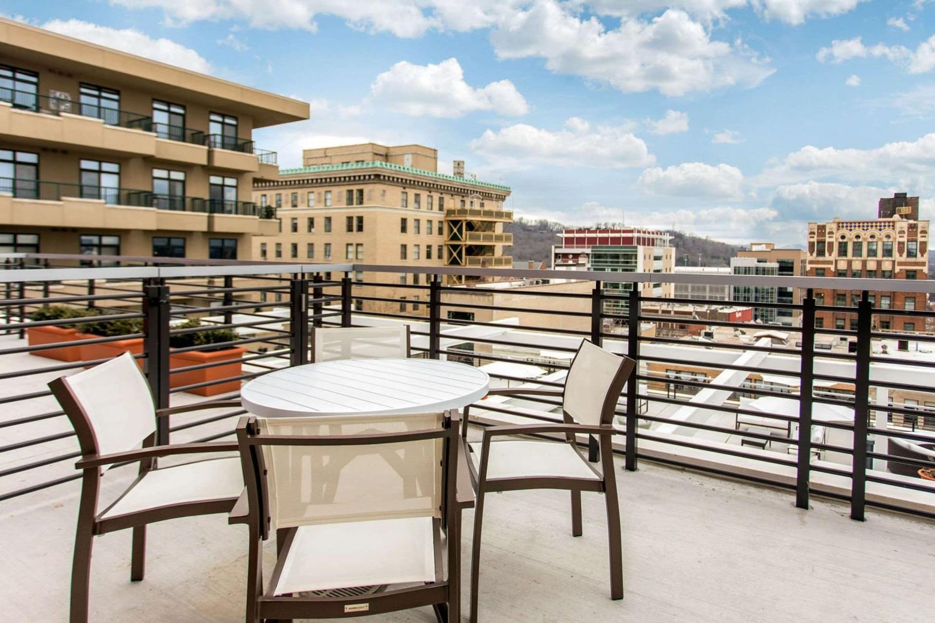 Cambria Hotel Downtown Asheville gallery photo in Asheville, NC — image 7