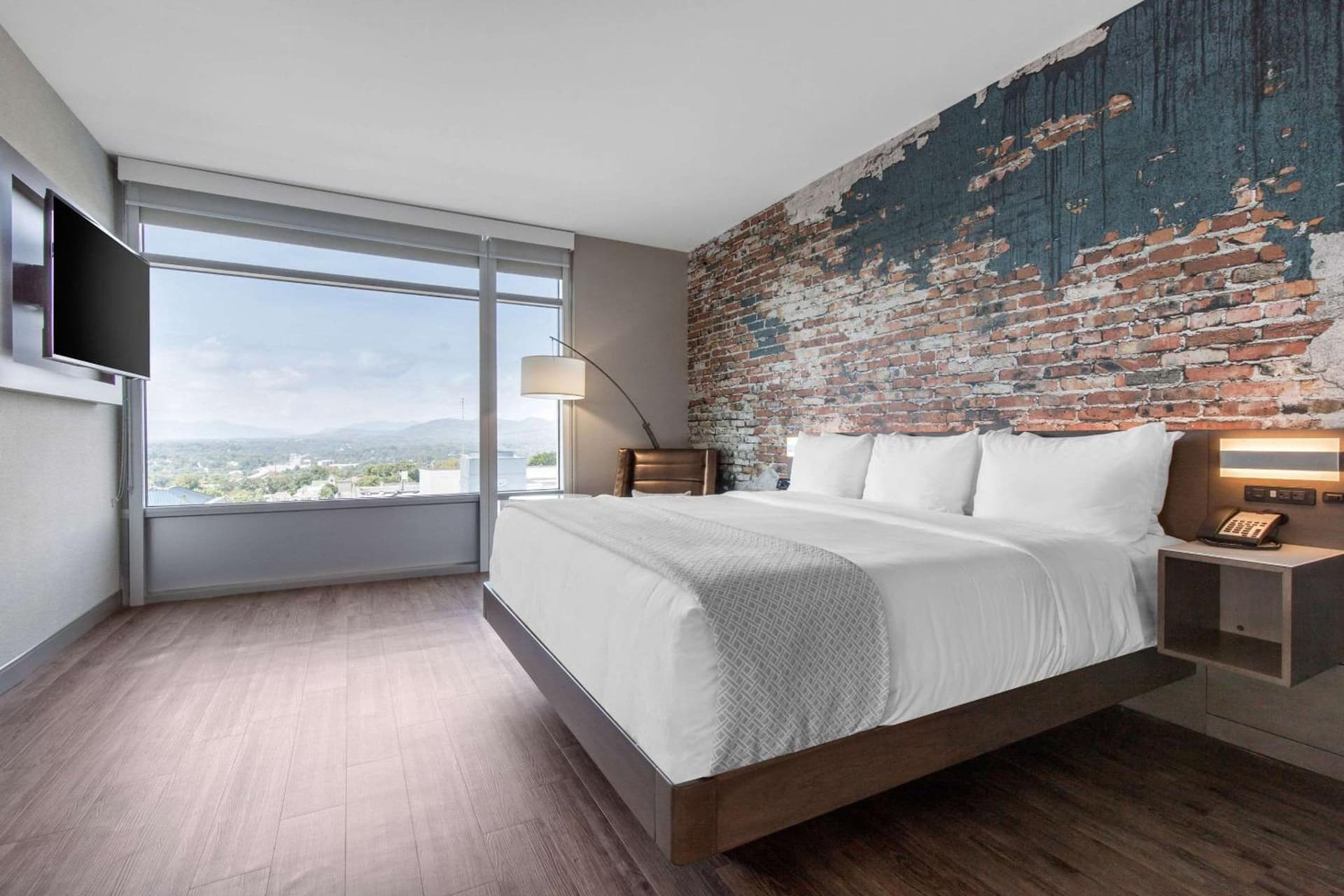 Cambria Hotel Downtown Asheville gallery photo in Asheville, NC — image 36