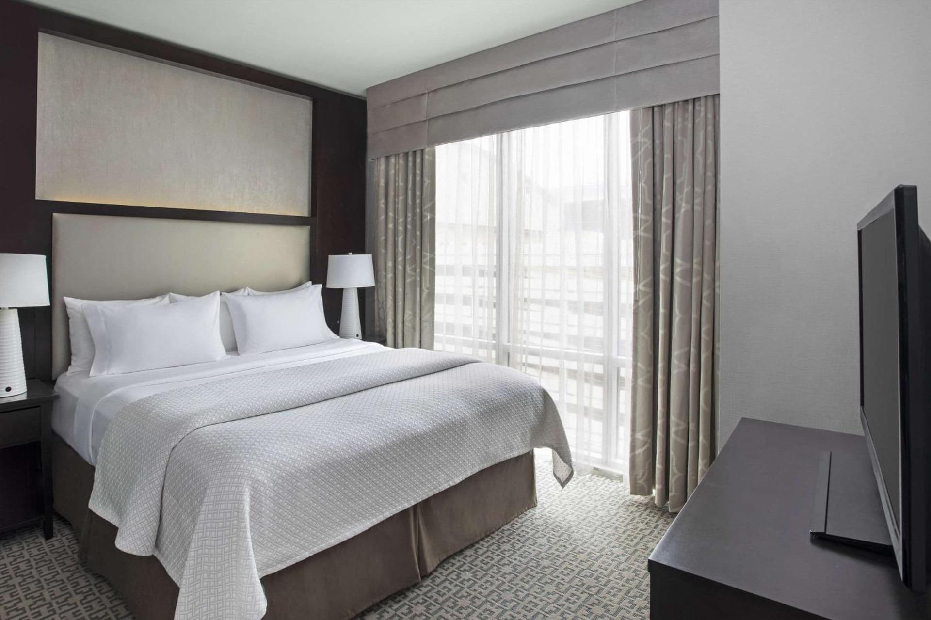 Cambria Hotel White Plains - Downtown gallery photo in White Plains, NY — image 25