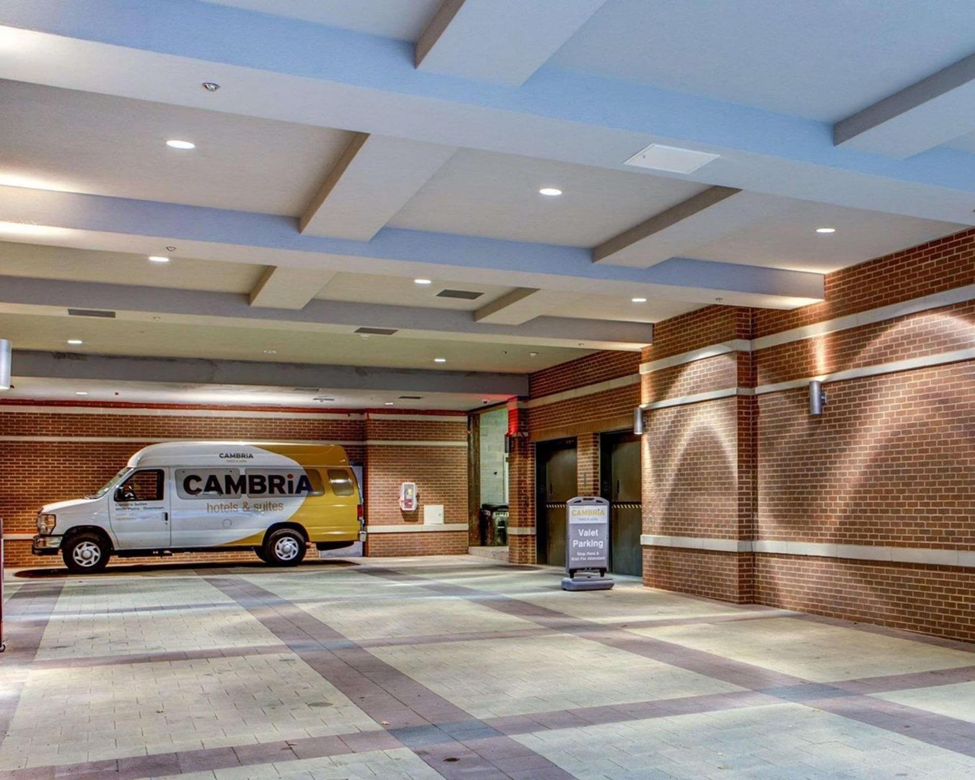 Cambria Hotel White Plains - Downtown gallery photo in White Plains, NY — image 14
