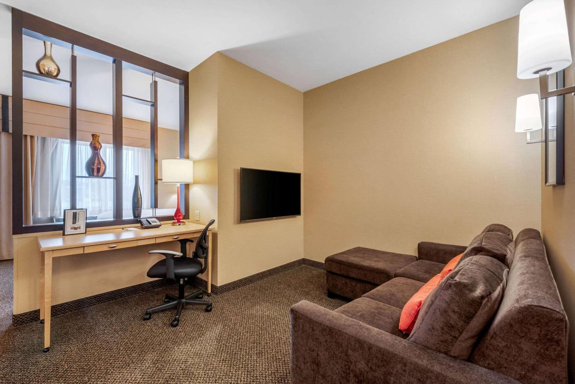 Cambria Hotel Akron - Canton Airport gallery photo in Uniontown, OH — image 6