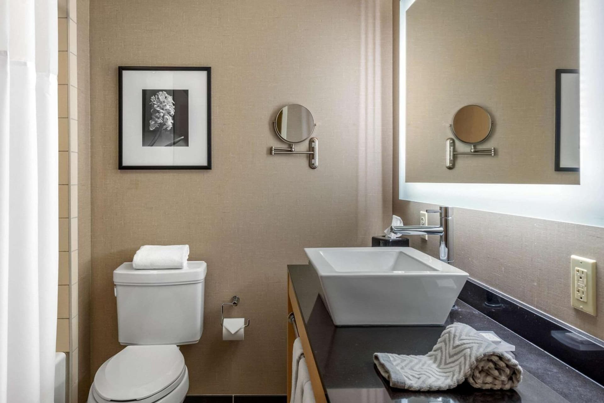 Cambria Hotel Akron - Canton Airport gallery photo in Uniontown, OH — image 47