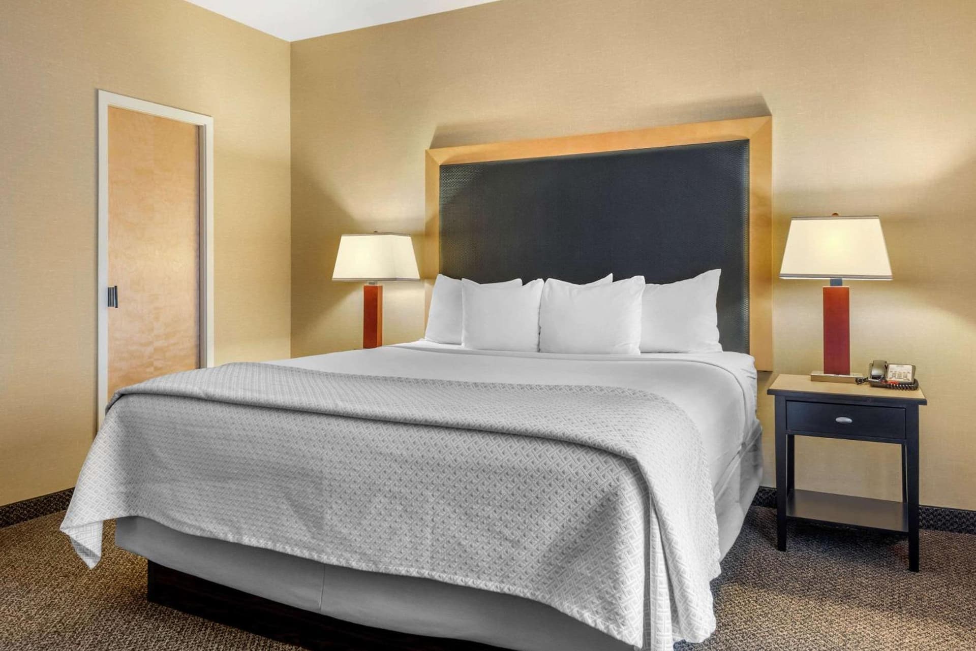 Cambria Hotel Akron - Canton Airport gallery photo in Uniontown, OH — image 46