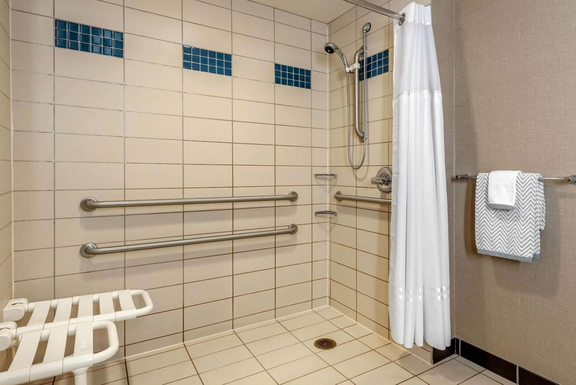 Cambria Hotel Akron - Canton Airport gallery photo in Uniontown, OH — image 42