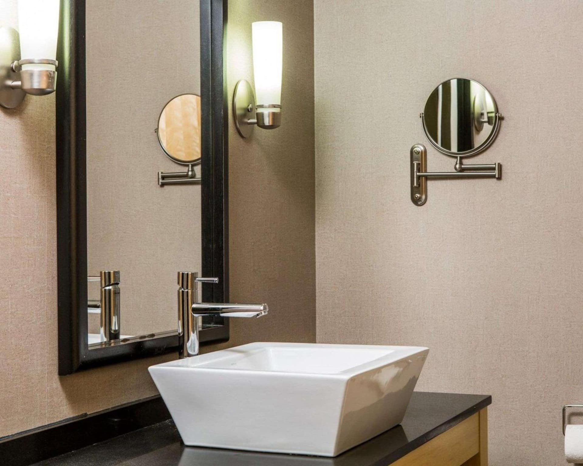 Cambria Hotel Appleton gallery photo in Appleton, WI — image 22