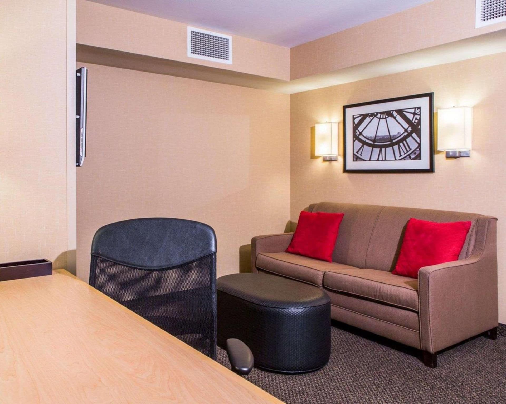 Cambria Hotel Appleton gallery photo in Appleton, WI — image 19