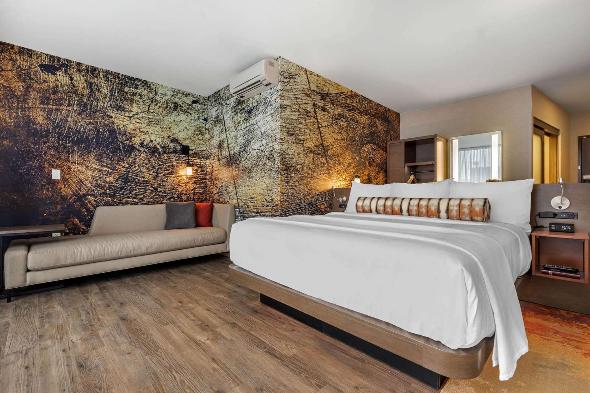 Cambria Hotel Omaha Downtown gallery photo in Omaha, NE — image 72
