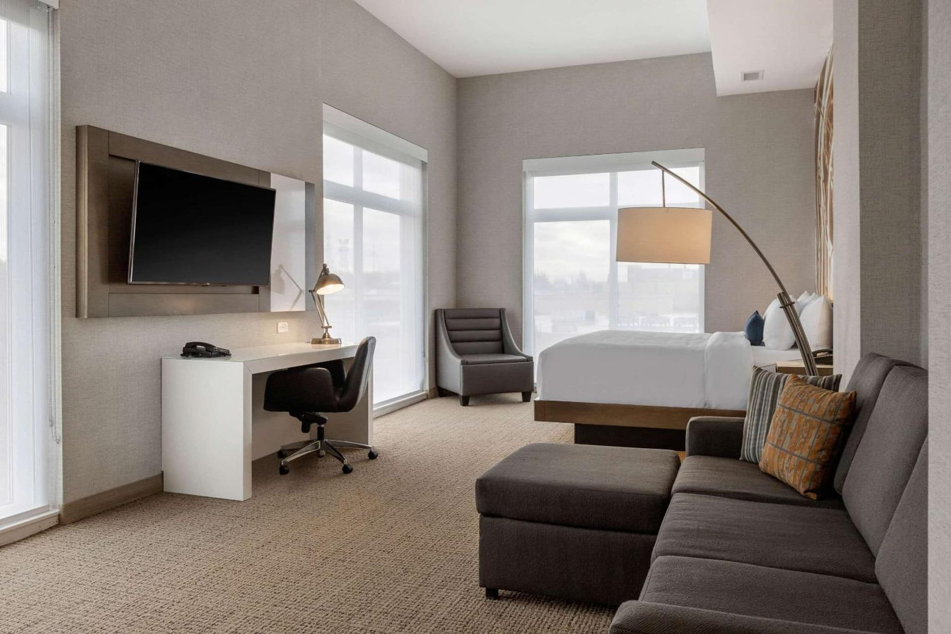 Cambria Hotel West Orange gallery photo in West Orange, NJ — image 40