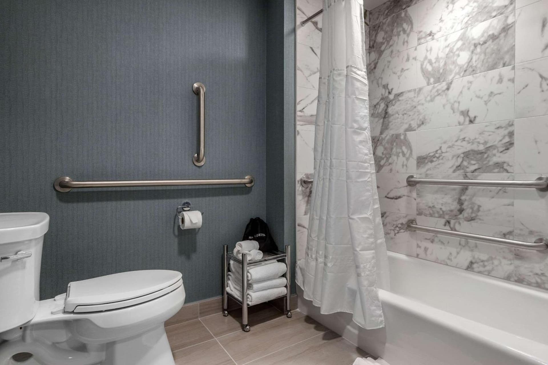 Cambria Hotel West Orange gallery photo in West Orange, NJ — image 89