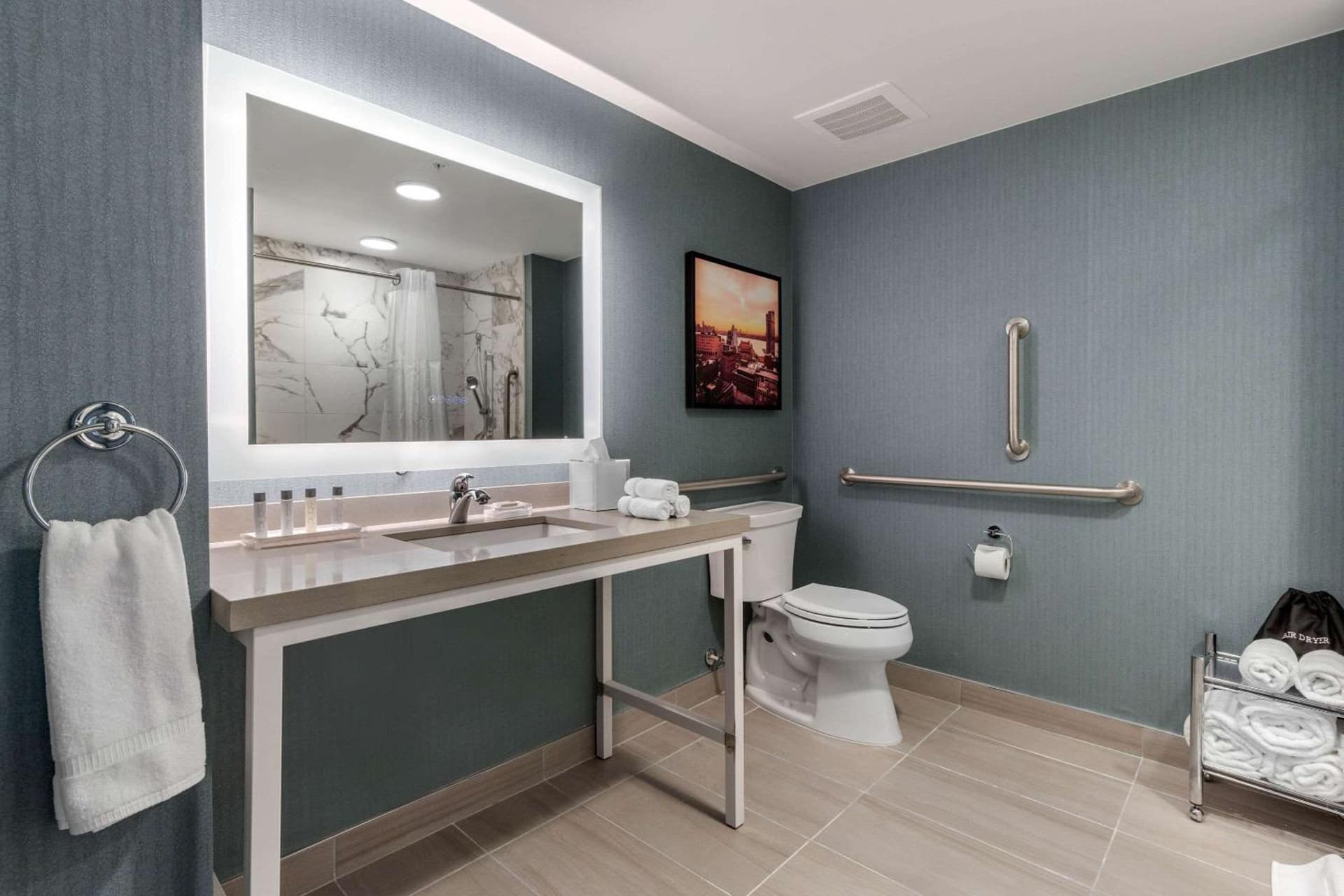 Cambria Hotel West Orange gallery photo in West Orange, NJ — image 64