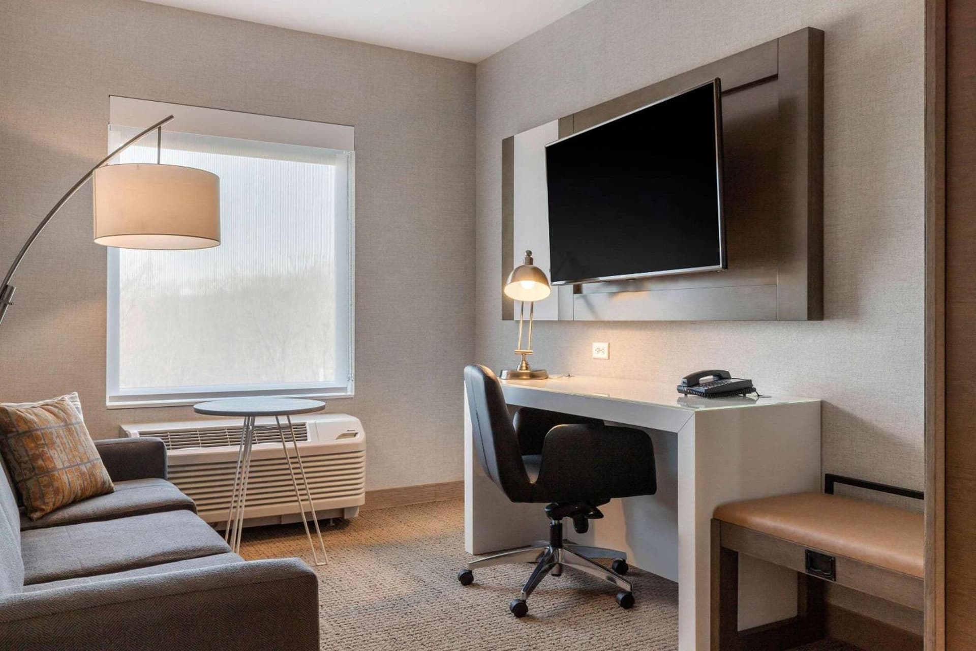 Cambria Hotel West Orange gallery photo in West Orange, NJ — image 23