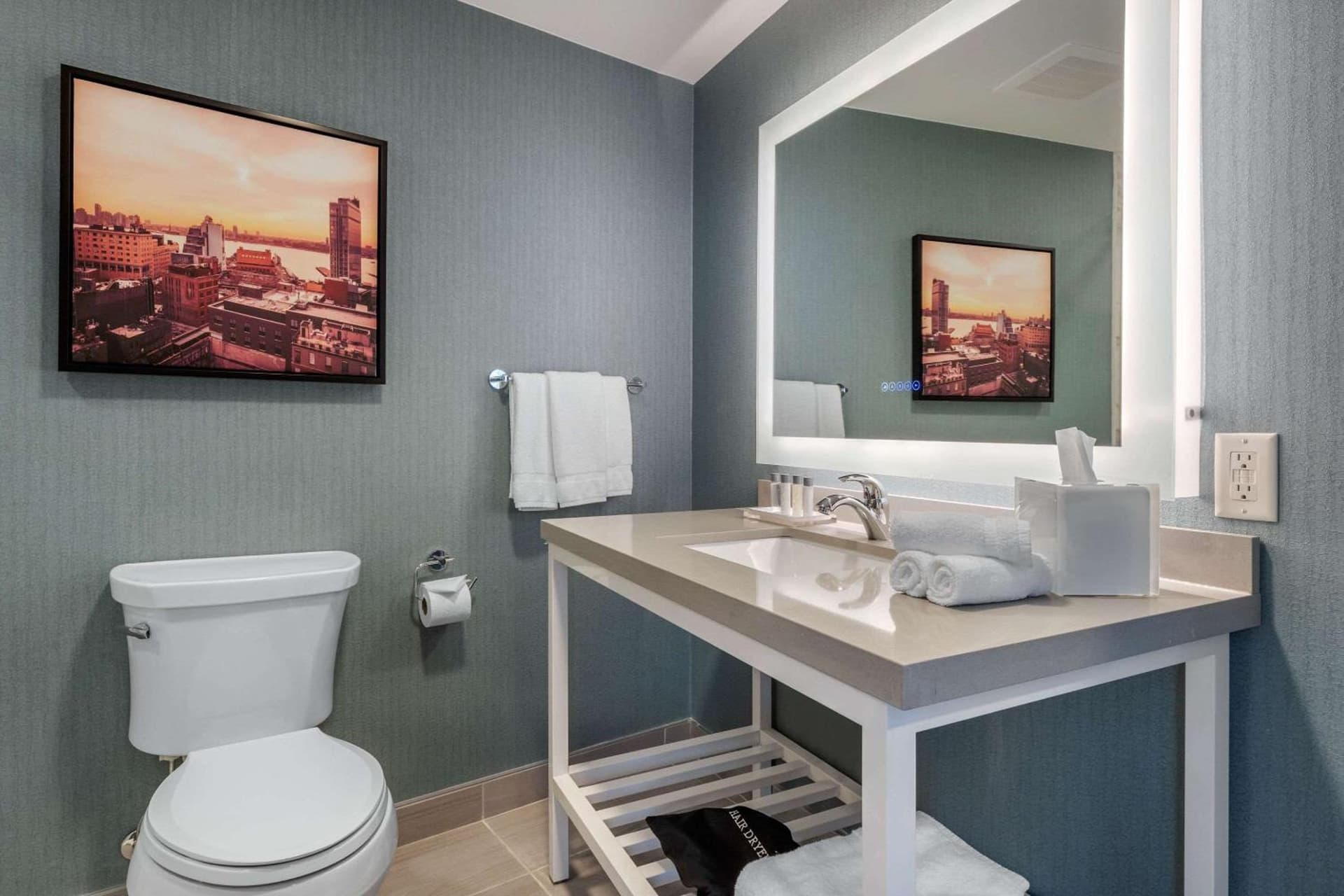Cambria Hotel West Orange gallery photo in West Orange, NJ — image 68