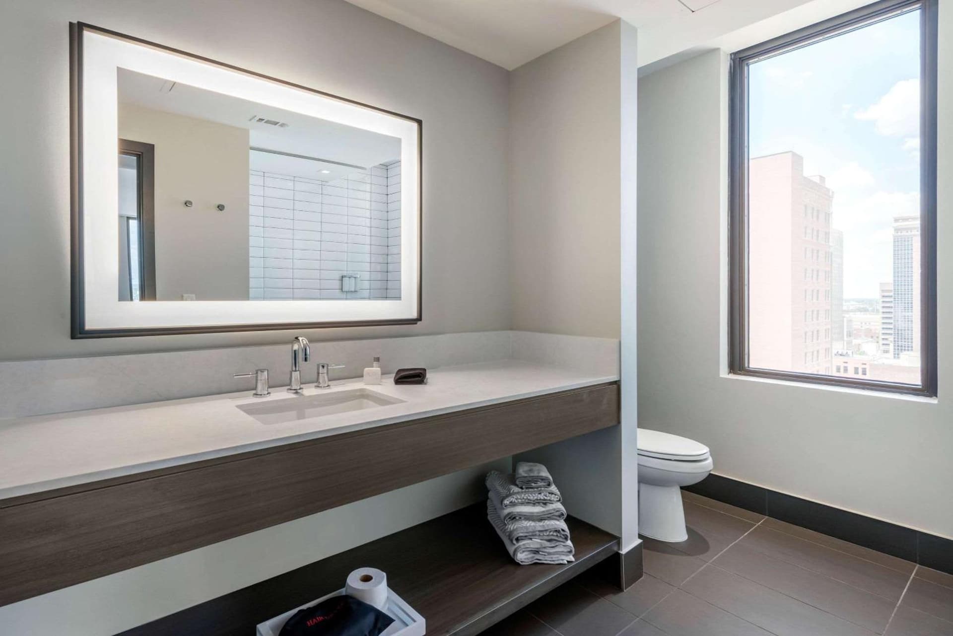 Cambria Hotel Houston Downtown Convention Center gallery photo in Houston, TX — image 9
