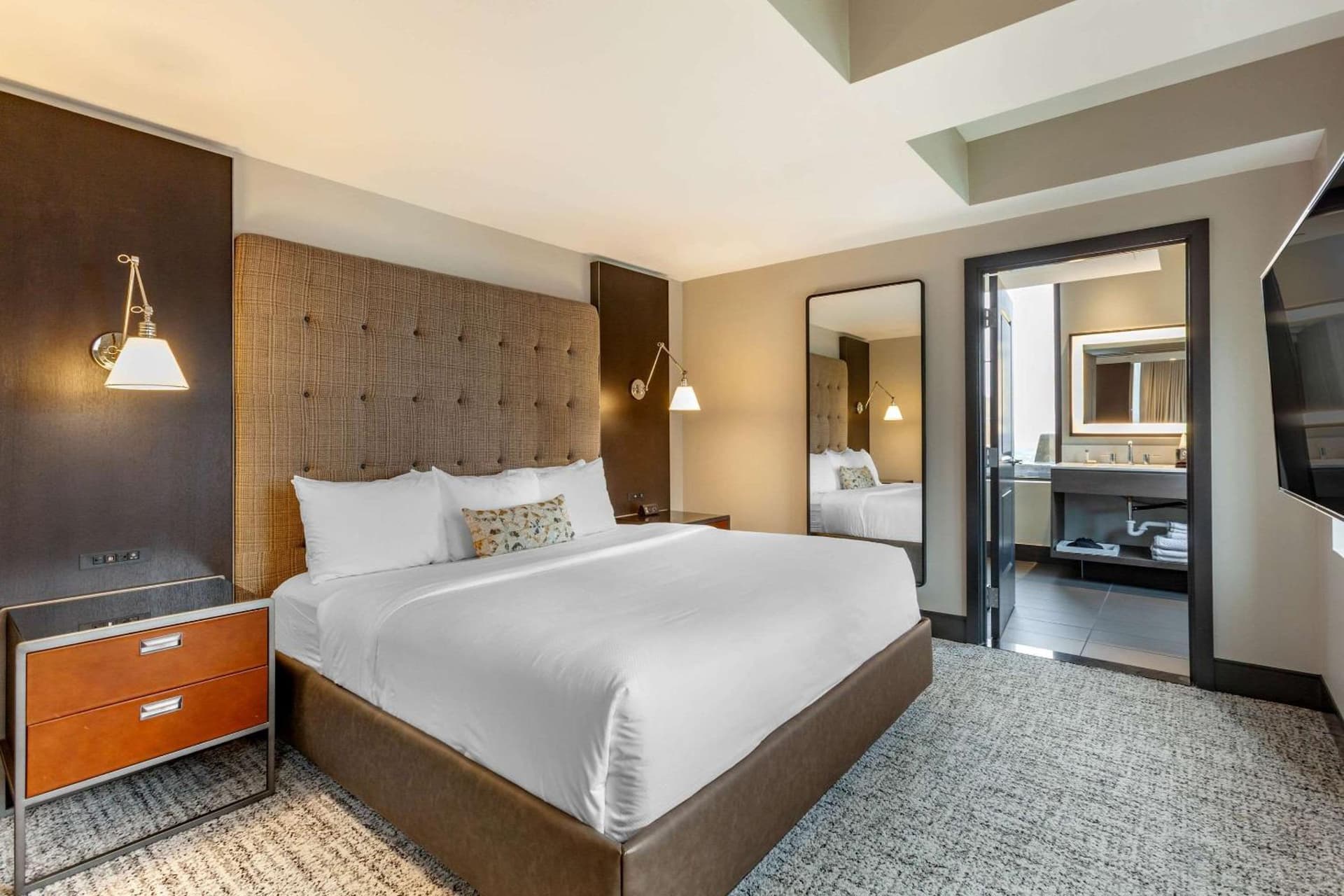 Cambria Hotel Houston Downtown Convention Center gallery photo in Houston, TX — image 15