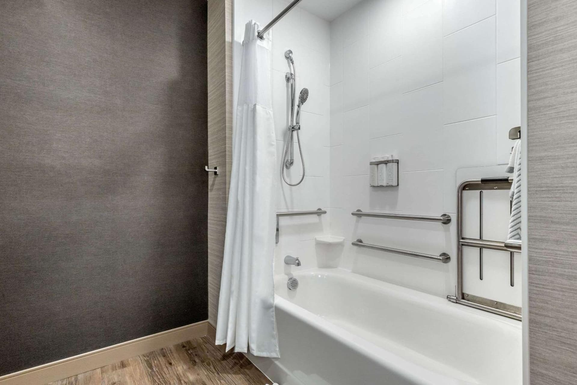 Cambria Hotel Fort Mill gallery photo in Fort Mill, SC — image 7