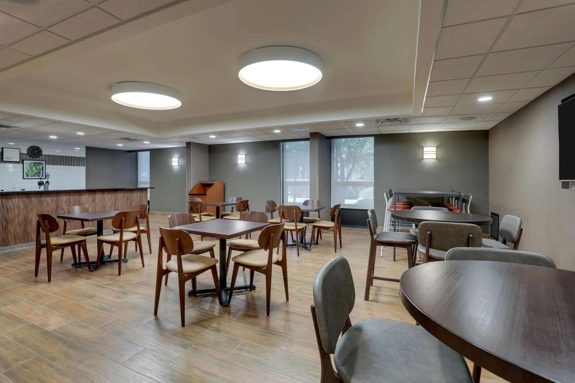 Drury Inn & Suites Charlotte University Place gallery photo in Charlotte, NC — image 4