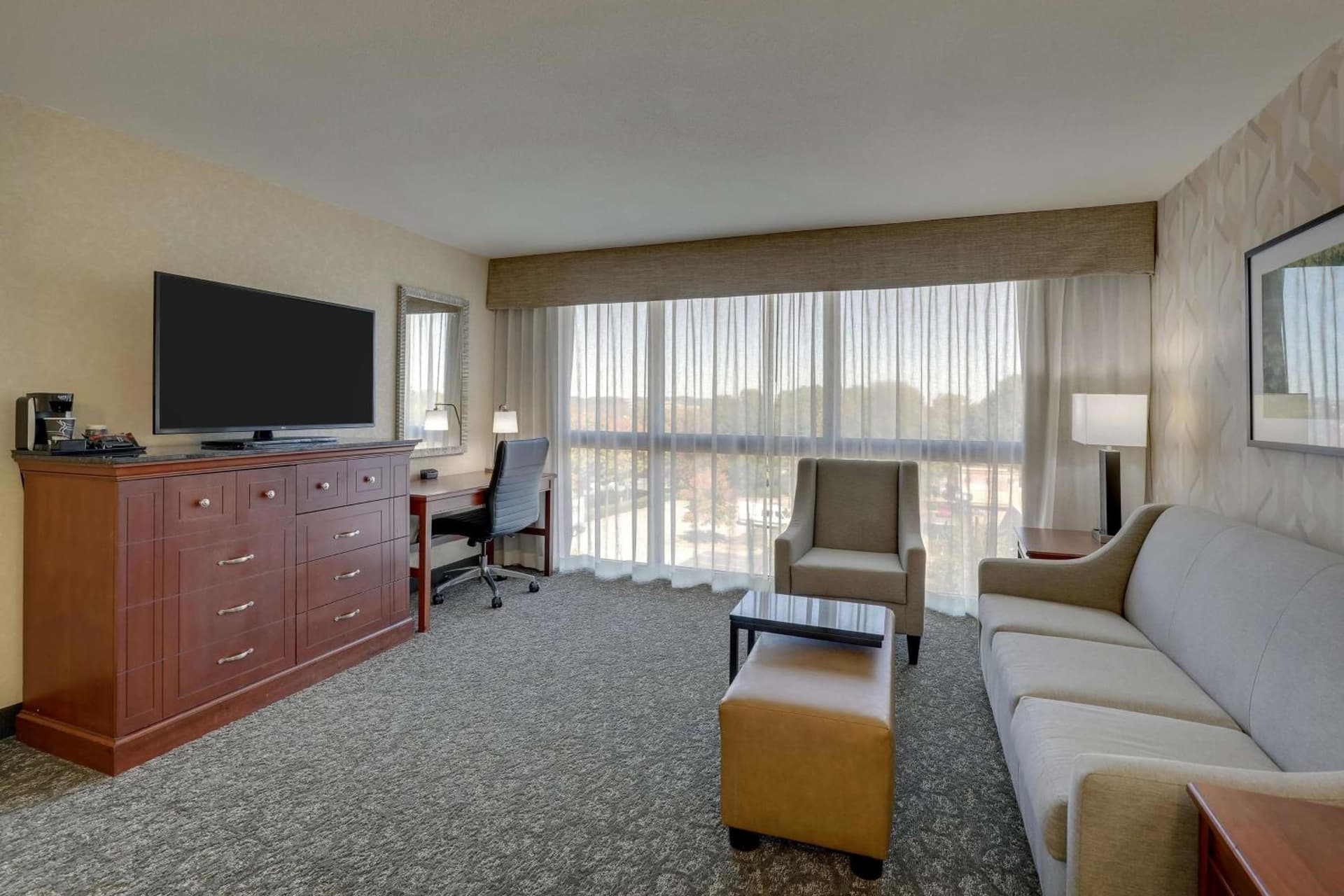 Drury Inn & Suites Charlotte University Place gallery photo in Charlotte, NC — image 40