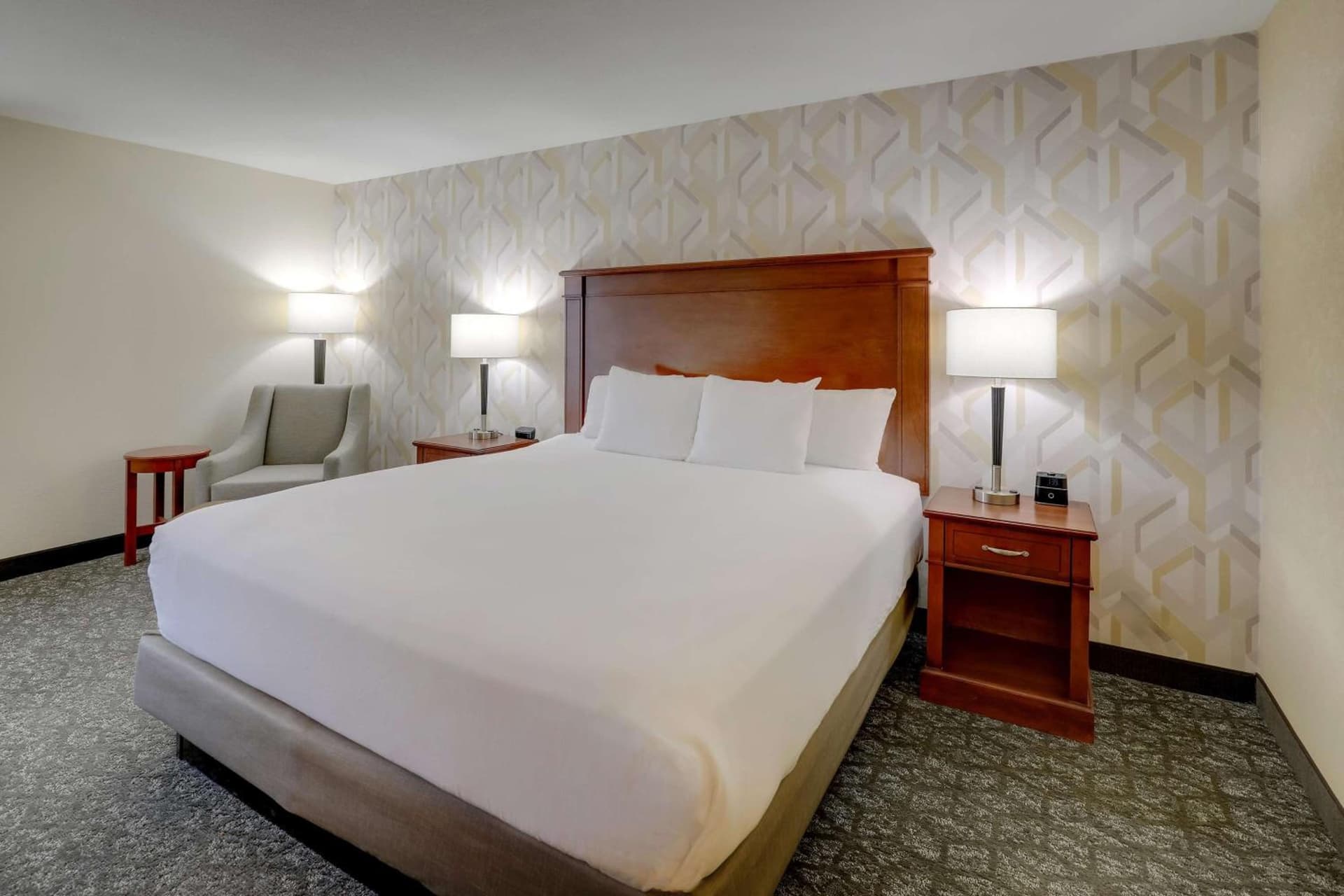 Drury Inn & Suites Charlotte University Place gallery photo in Charlotte, NC — image 11