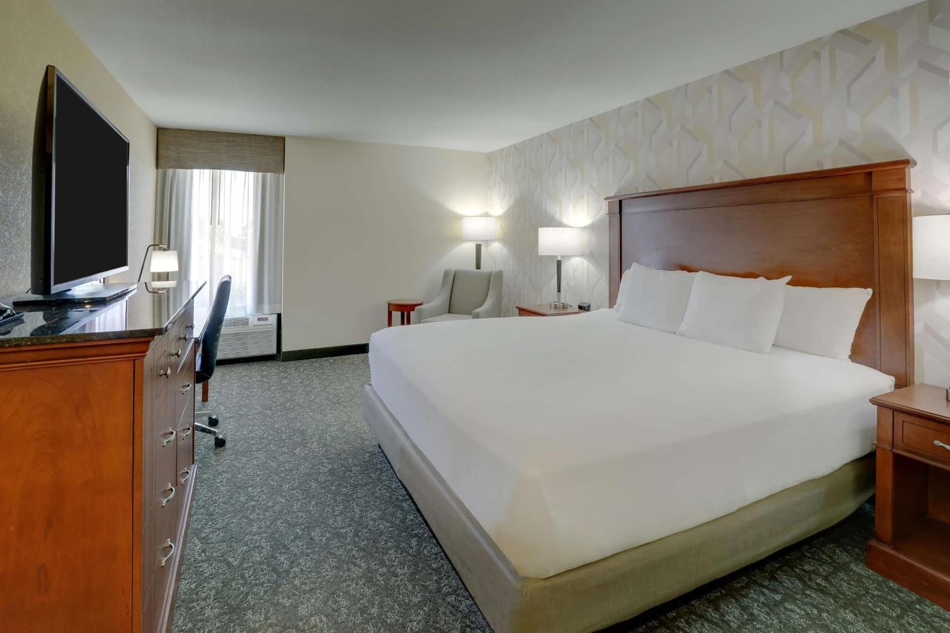 Drury Inn & Suites Charlotte University Place gallery photo in Charlotte, NC — image 68
