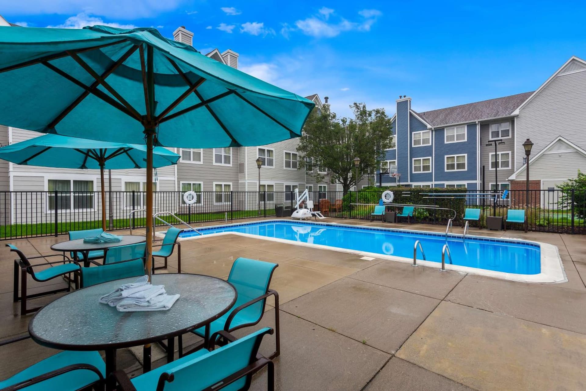 Sonesta ES Suites Charleston gallery photo in Charleston, WV — image 24