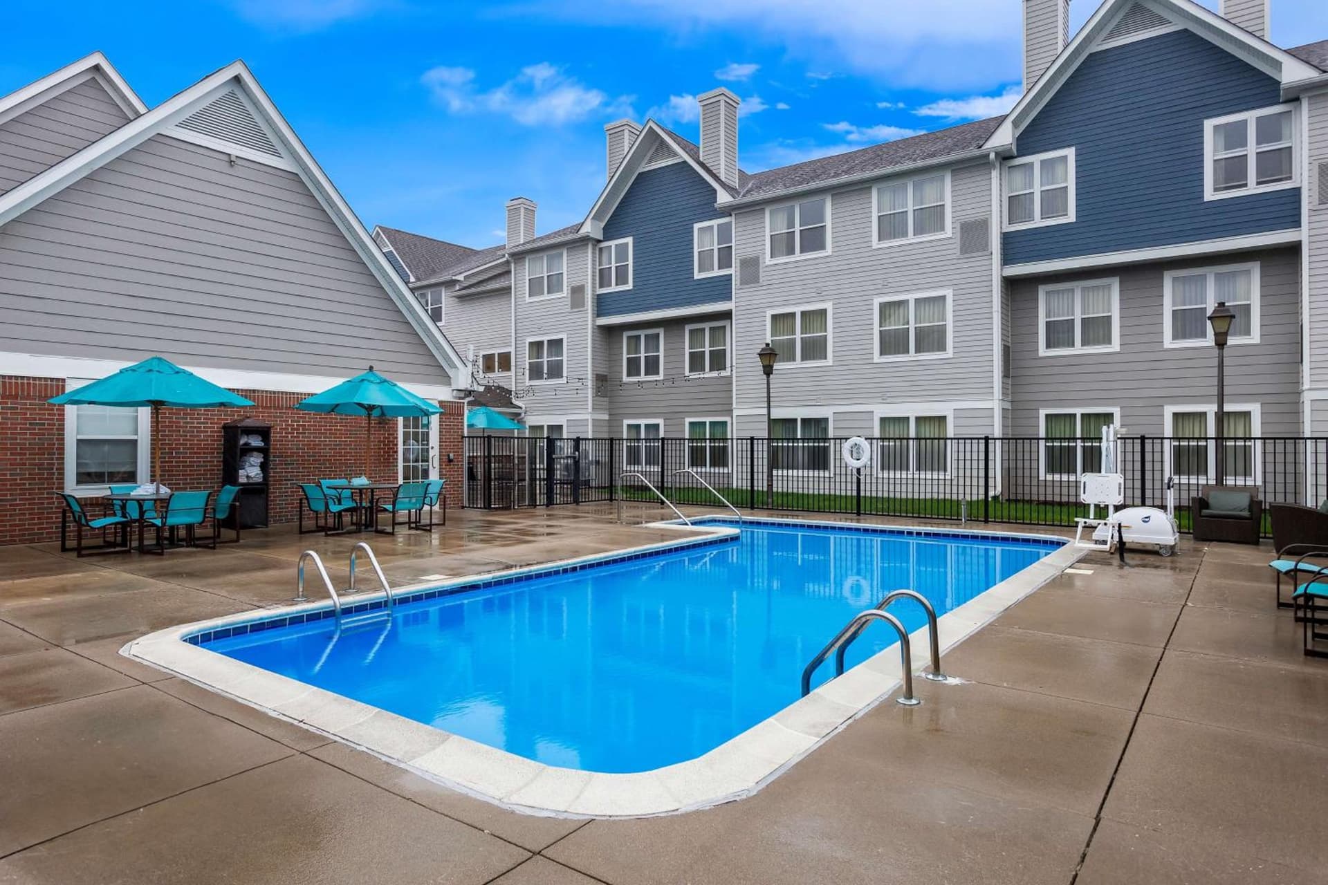 Sonesta ES Suites Charleston gallery photo in Charleston, WV — image 7