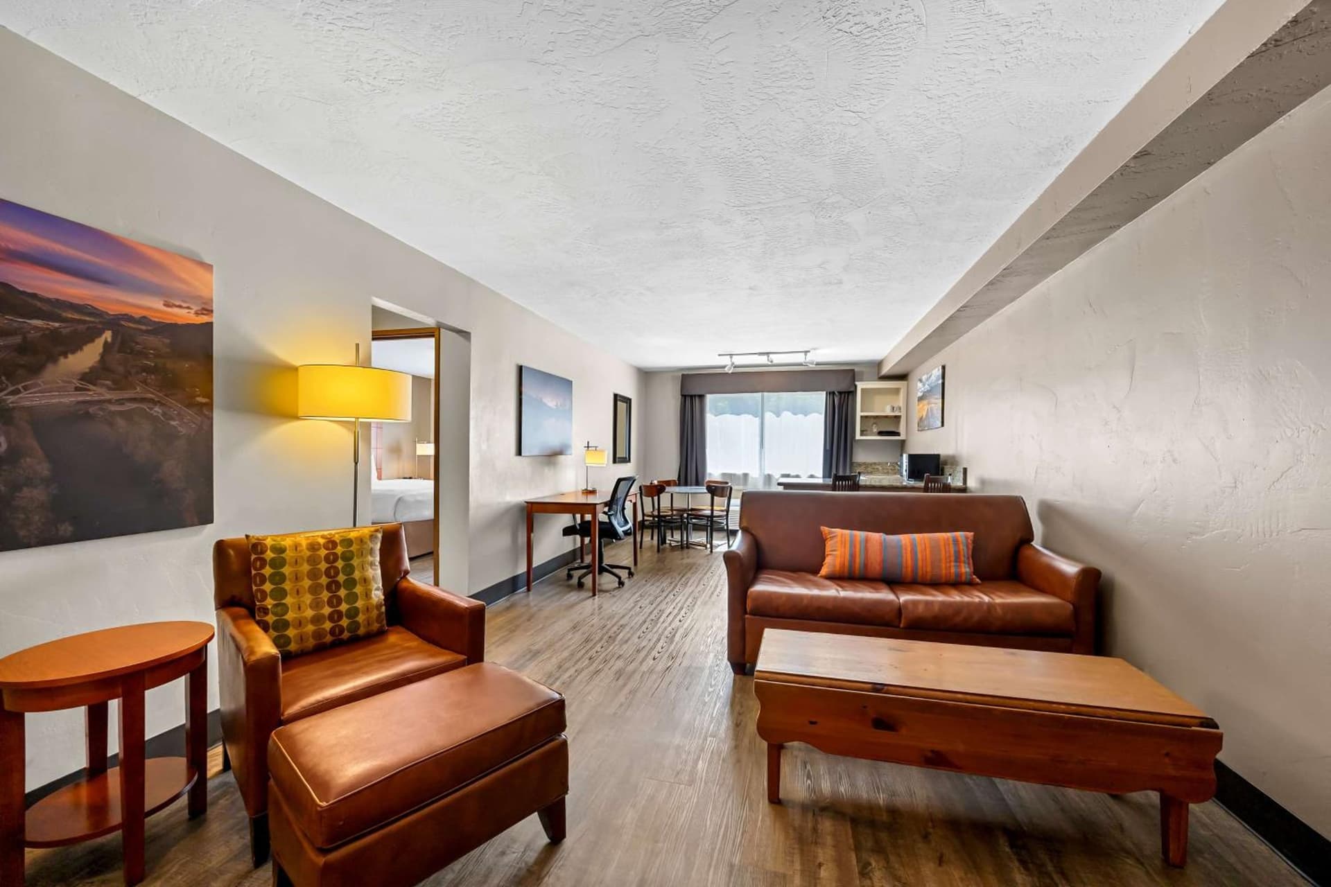 Best Western Inn at the Rogue gallery photo in Rogue River, OR — image 18