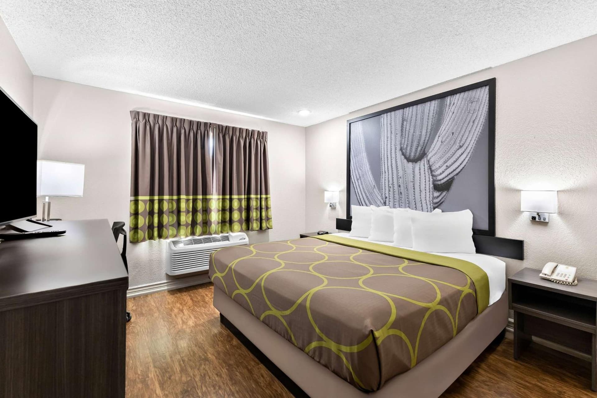 Super 8 by Wyndham Goodyear/Phoenix Area gallery photo in Goodyear, AZ — image 37