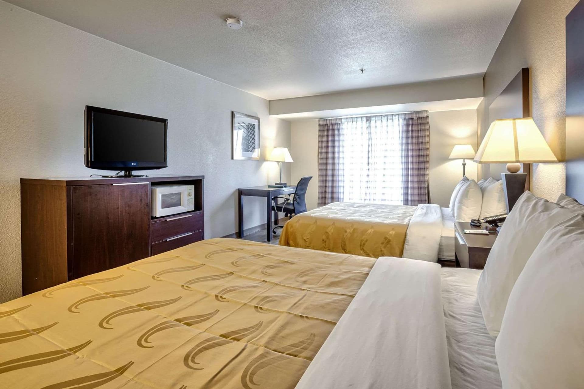 Quality Inn near Six Flags Discovery Kingdom-Napa Valley gallery photo in Vallejo, CA — image 19