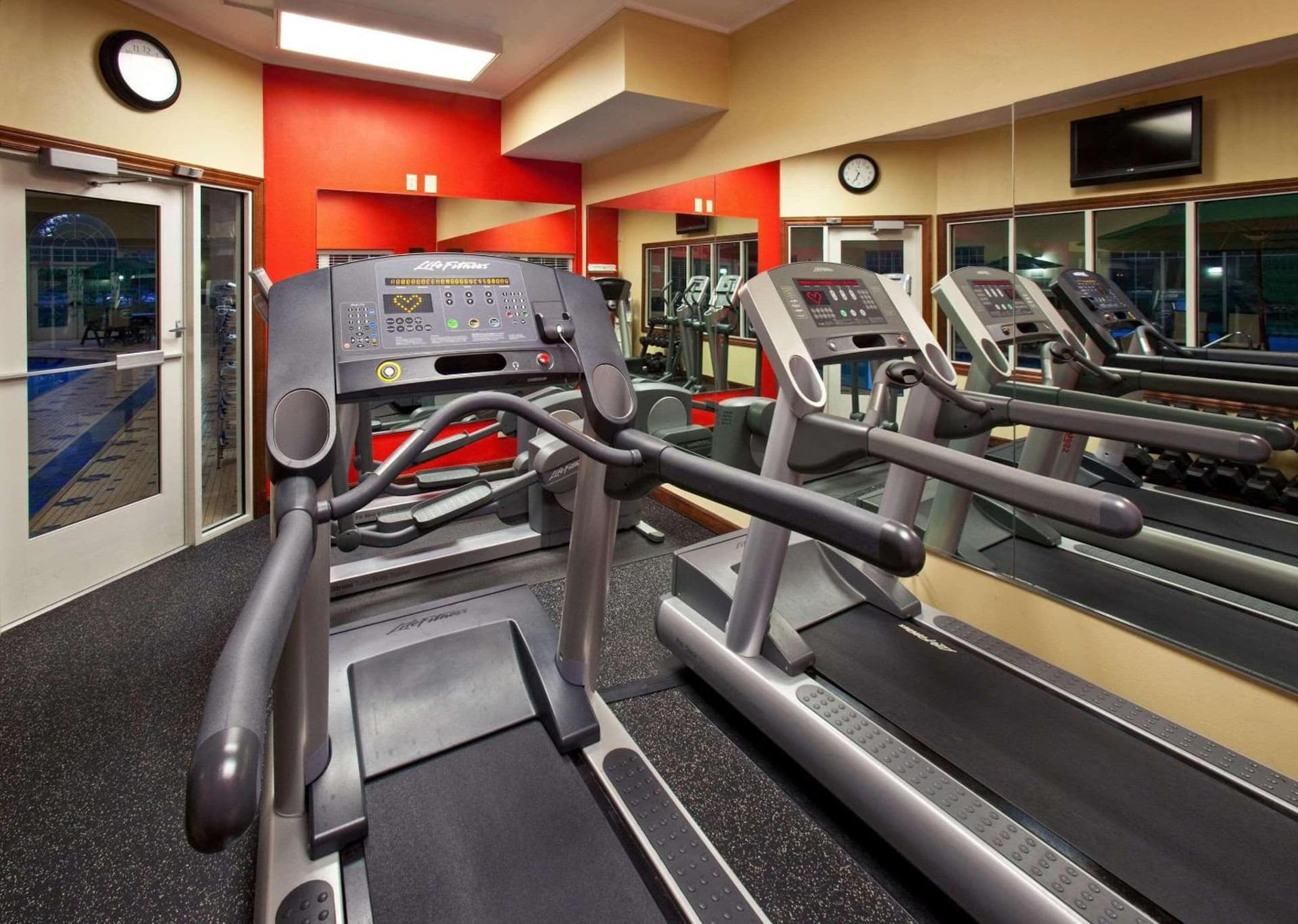 Country Inn & Suites by Radisson, Des Moines West, IA gallery photo in Clive, IA — image 36
