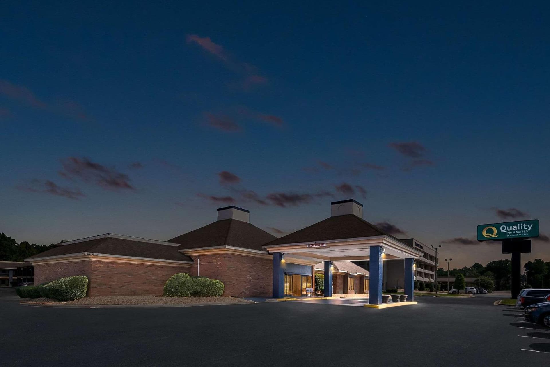 Quality Inn & Suites Fayetteville I-95 gallery photo in Fayetteville, NC — image 27