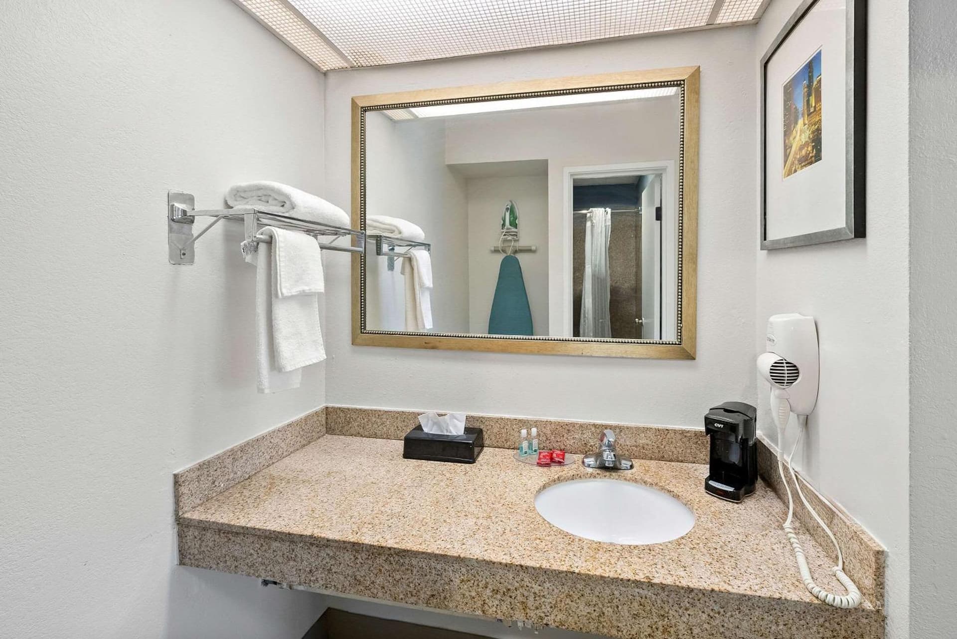Quality Inn & Suites Fayetteville I-95 gallery photo in Fayetteville, NC — image 32