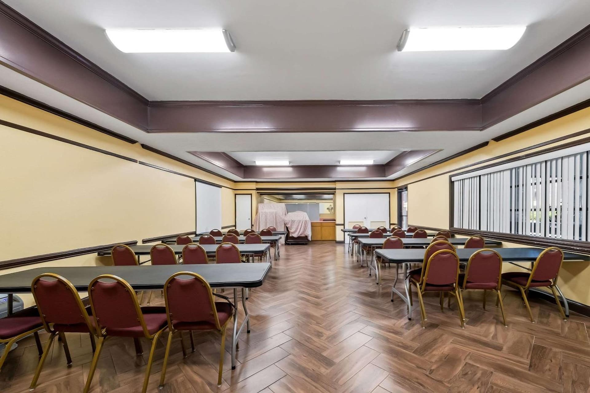 Quality Inn & Suites Fayetteville I-95 gallery photo in Fayetteville, NC — image 45