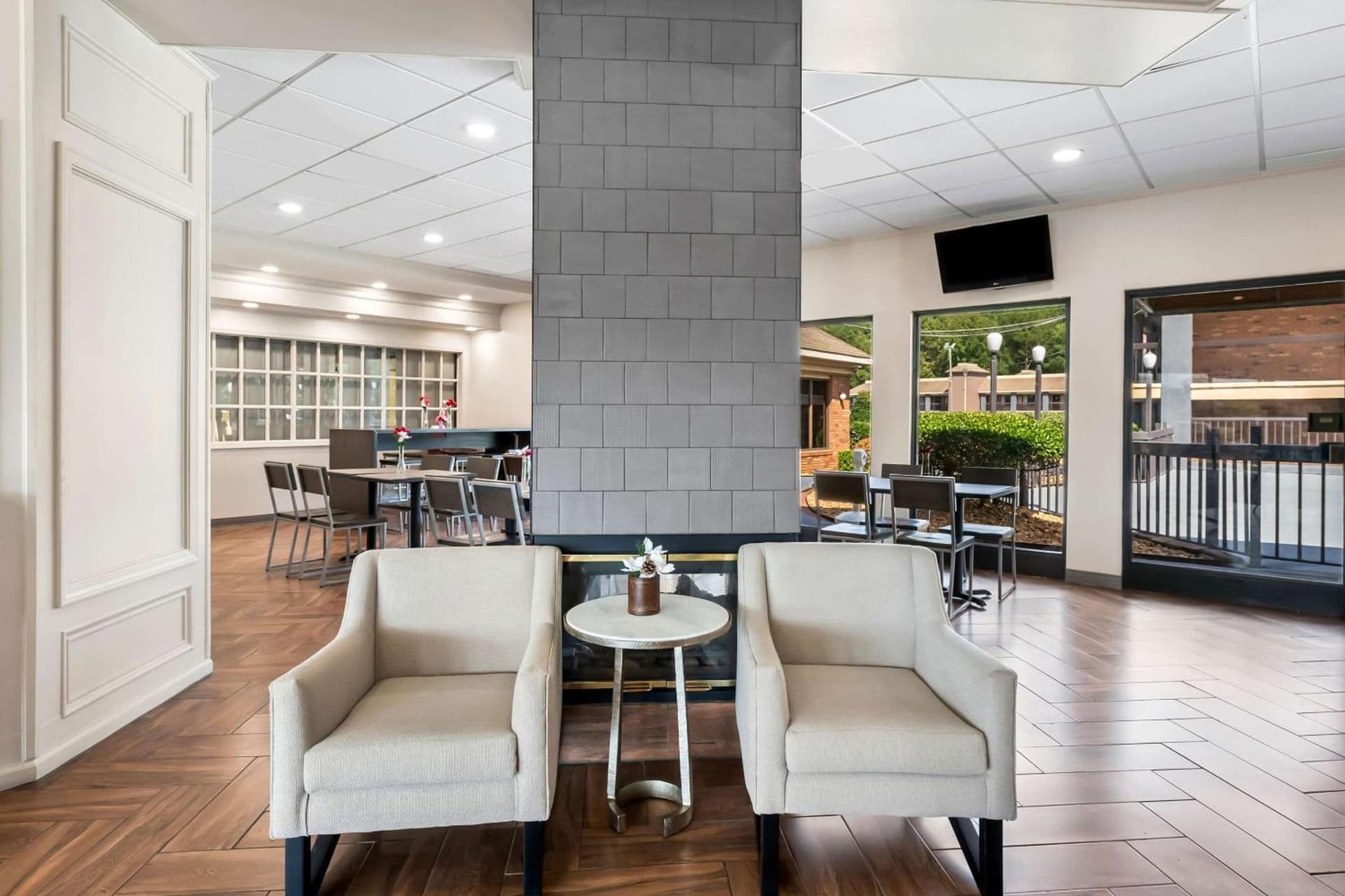 Quality Inn & Suites Fayetteville I-95 gallery photo in Fayetteville, NC — image 58