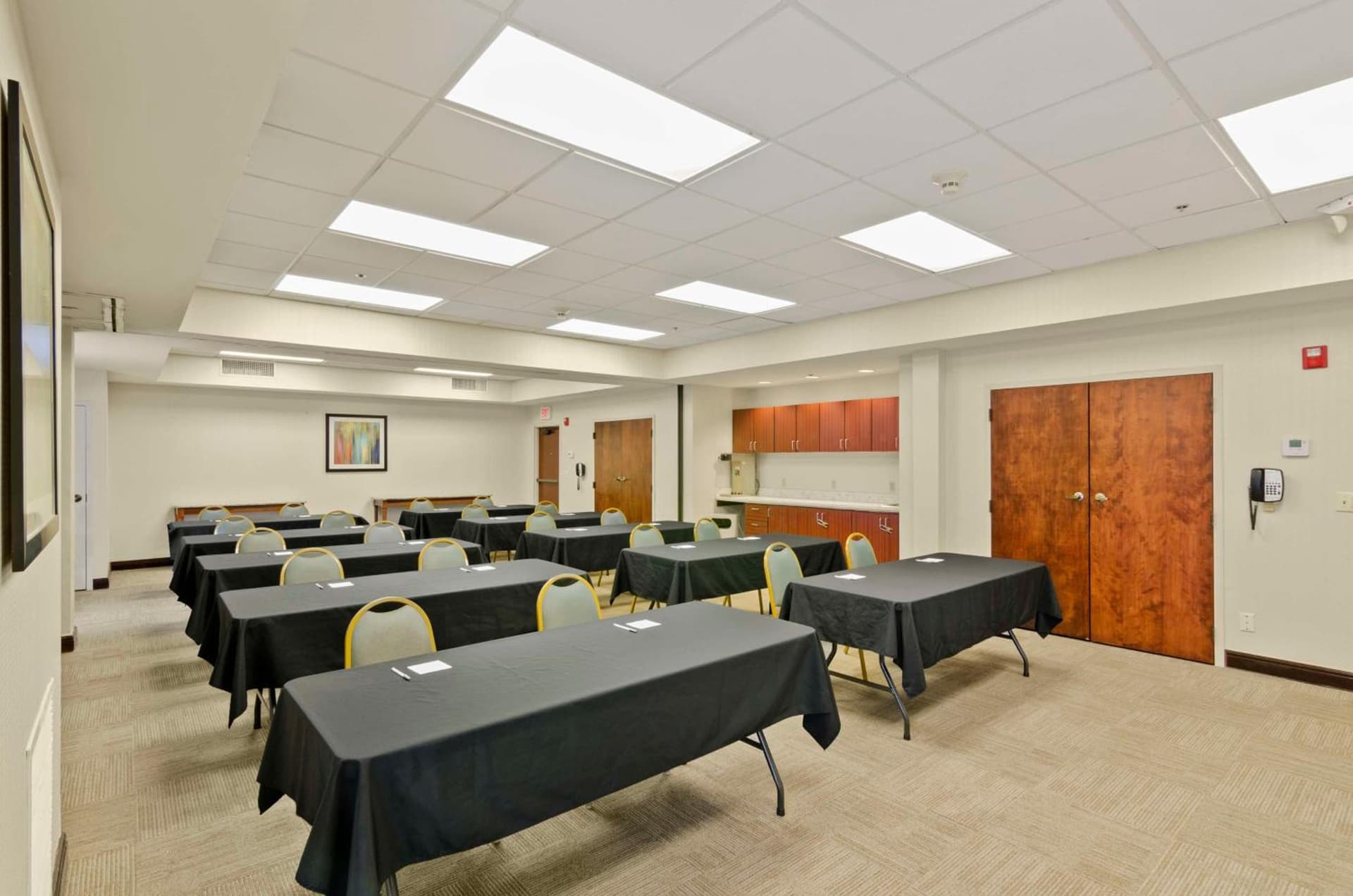 Hampton Inn Mount Dora interior in Mount Dora, FL — gallery photo 2
