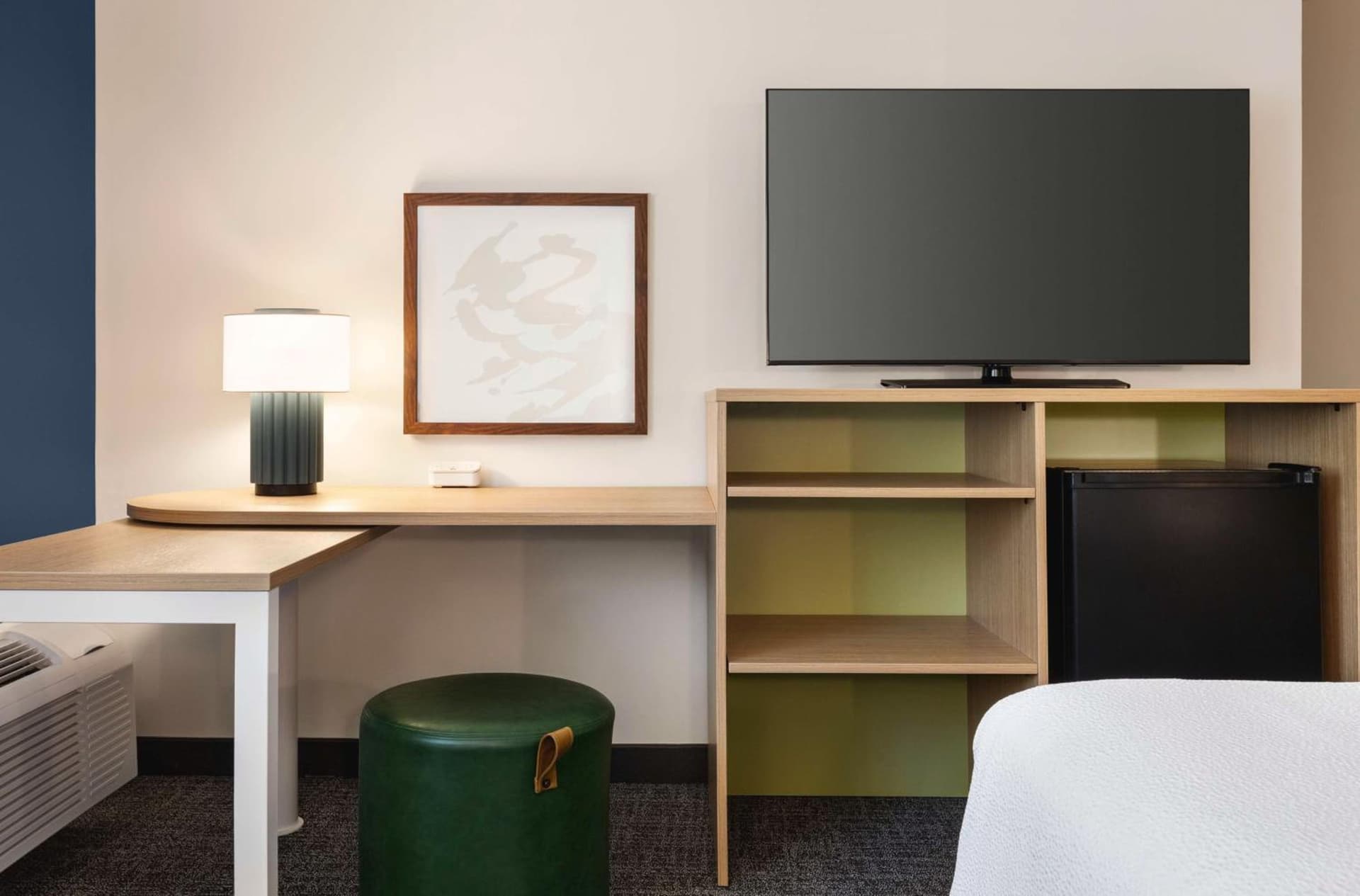 Spark By Hilton Mystic Groton interior in Mystic, CT — gallery photo 2