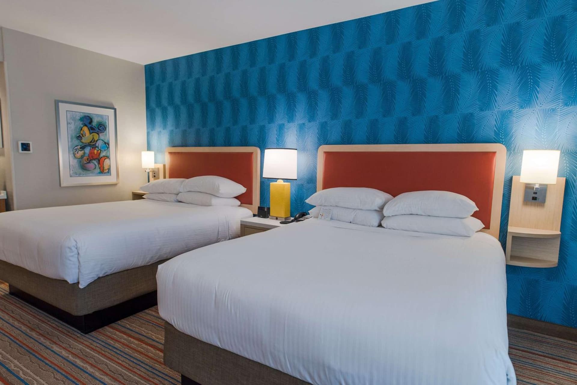 Howard Johnson by Wyndham Anaheim Hotel and Water Playground gallery photo in Anaheim, CA — image 125
