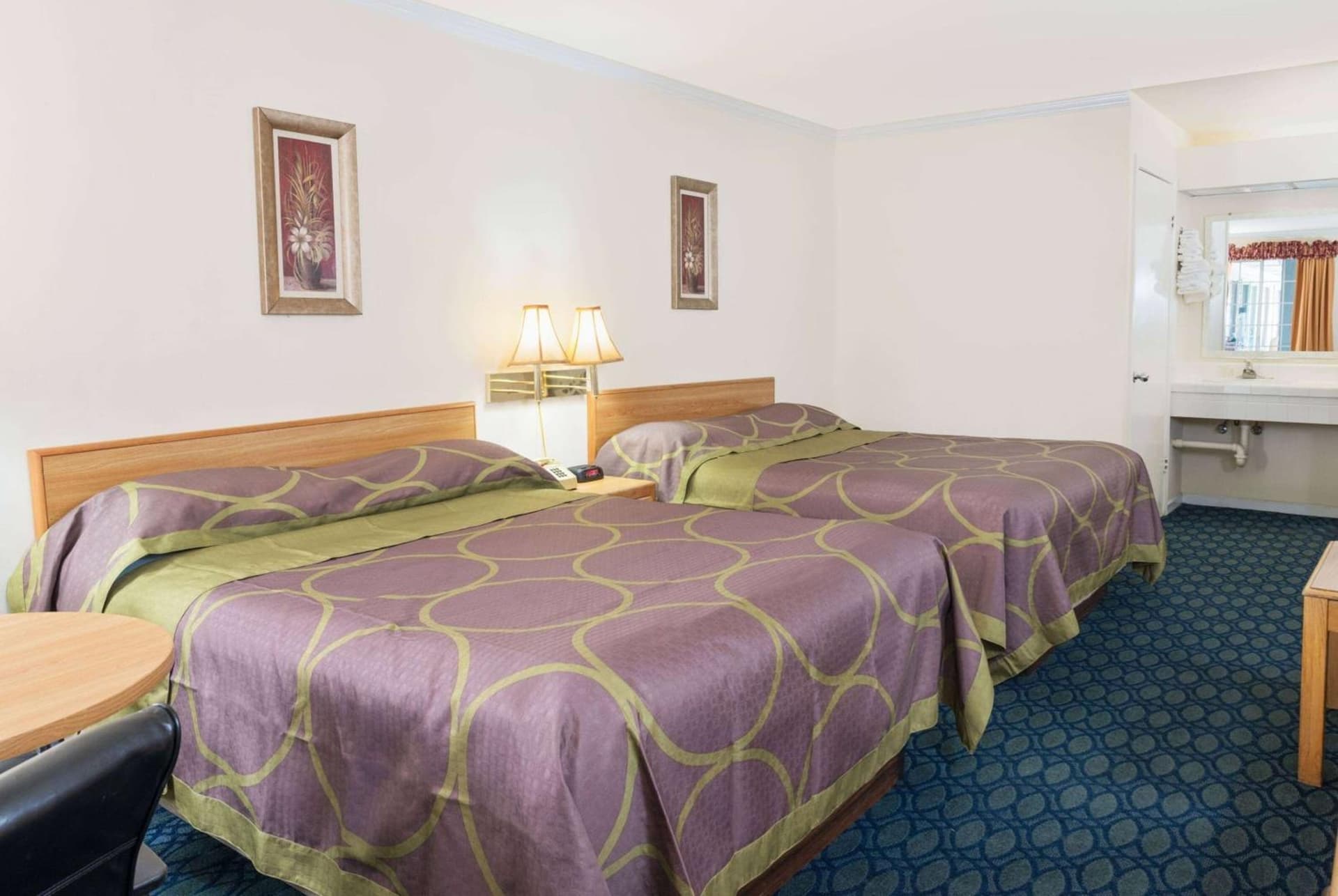 Super 8 by Wyndham Auburn property views in Auburn, CA — gallery photo 3