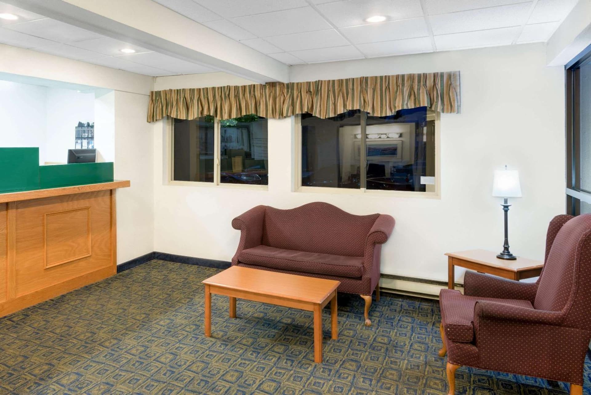 Super 8 by Wyndham Kingston property views in Kingston, NY — gallery photo 3