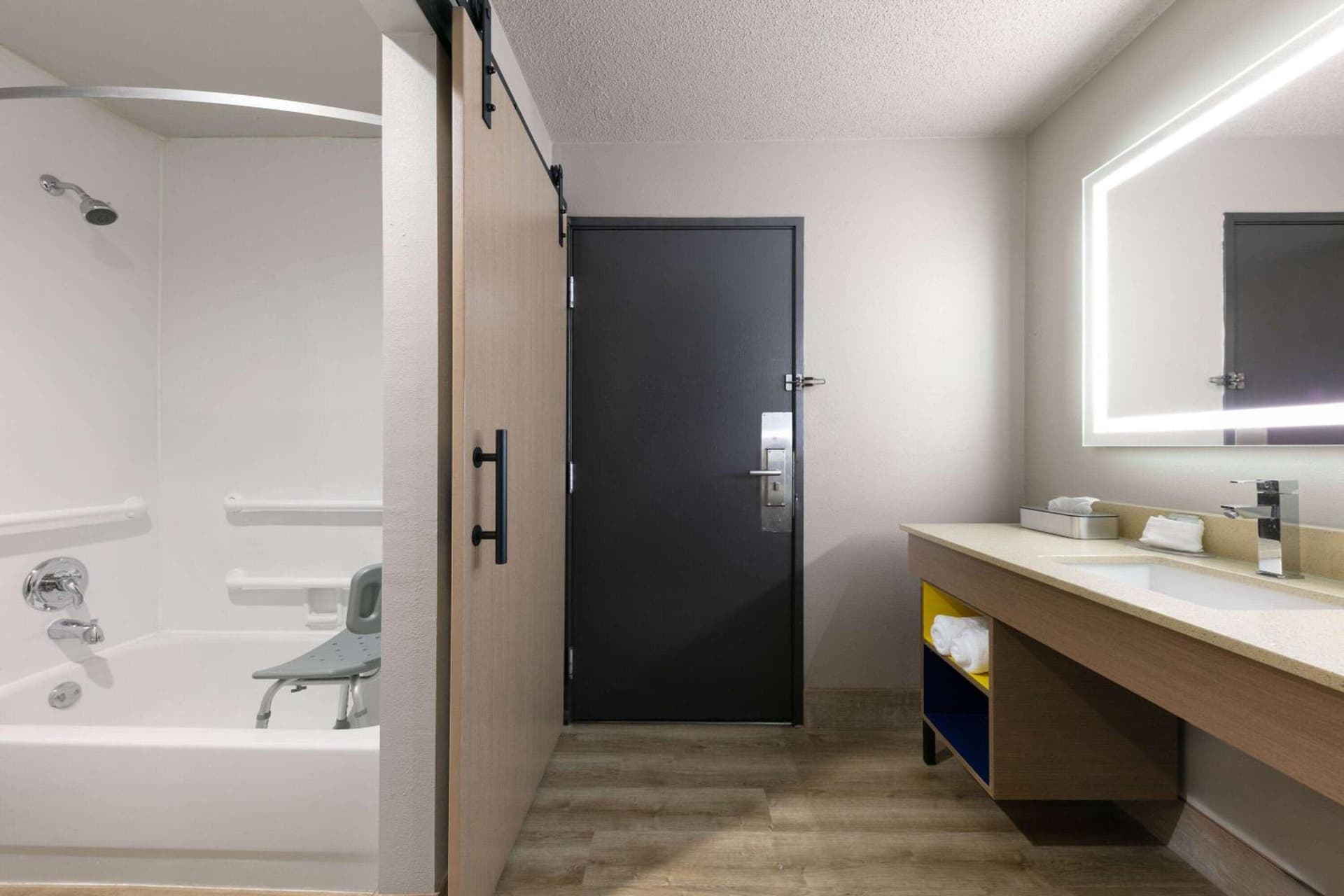 Days Inn by Wyndham Fort Smith gallery photo in Fort Smith, AR — image 55