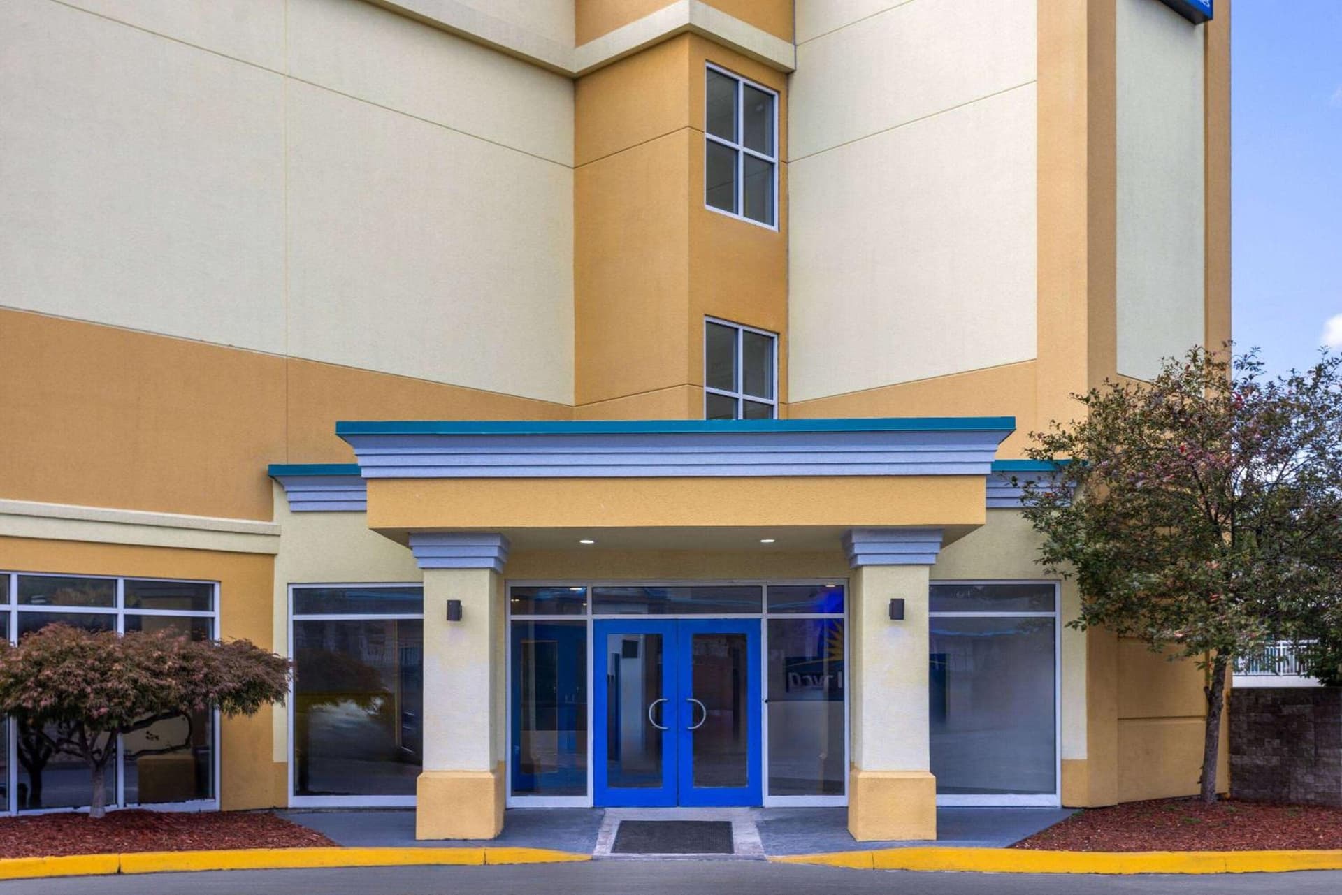Days Inn & Suites by Wyndham Albany gallery photo in Albany, NY — image 11