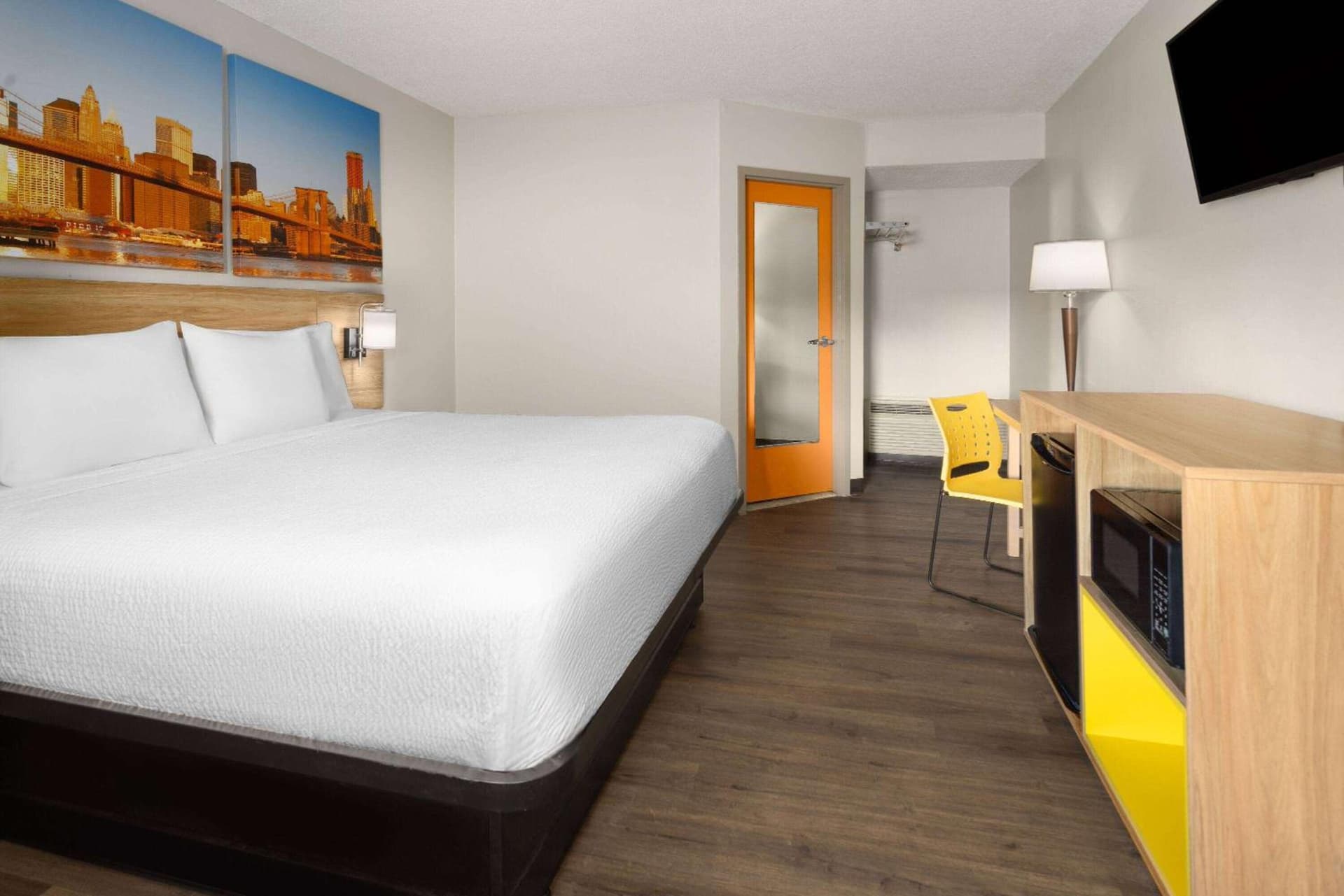 Days Inn & Suites by Wyndham Albany gallery photo in Albany, NY — image 16
