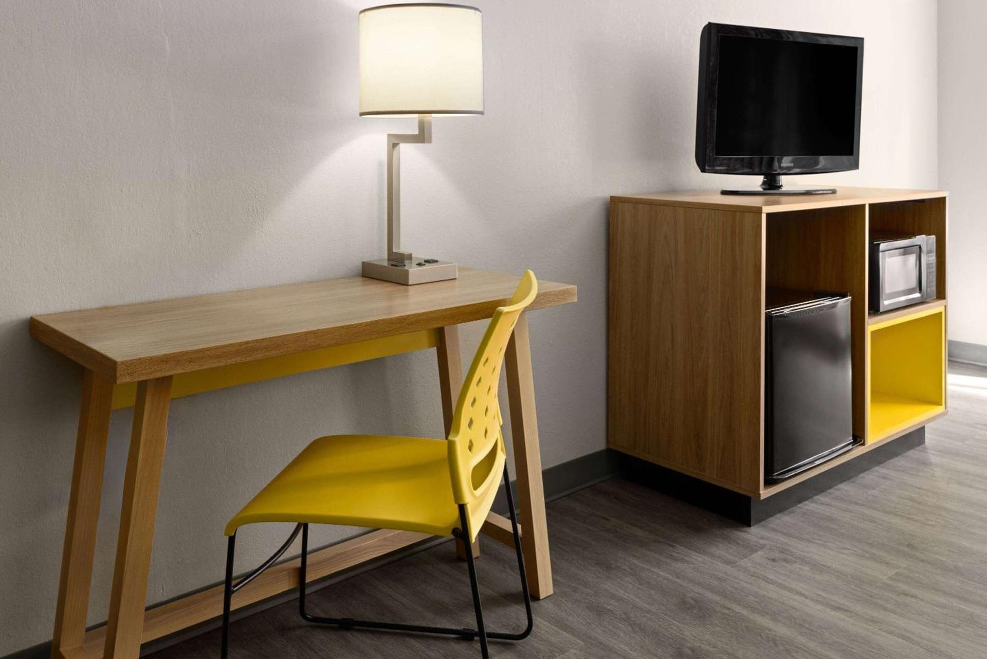 Days Inn & Suites by Wyndham Albany gallery photo in Albany, NY — image 4