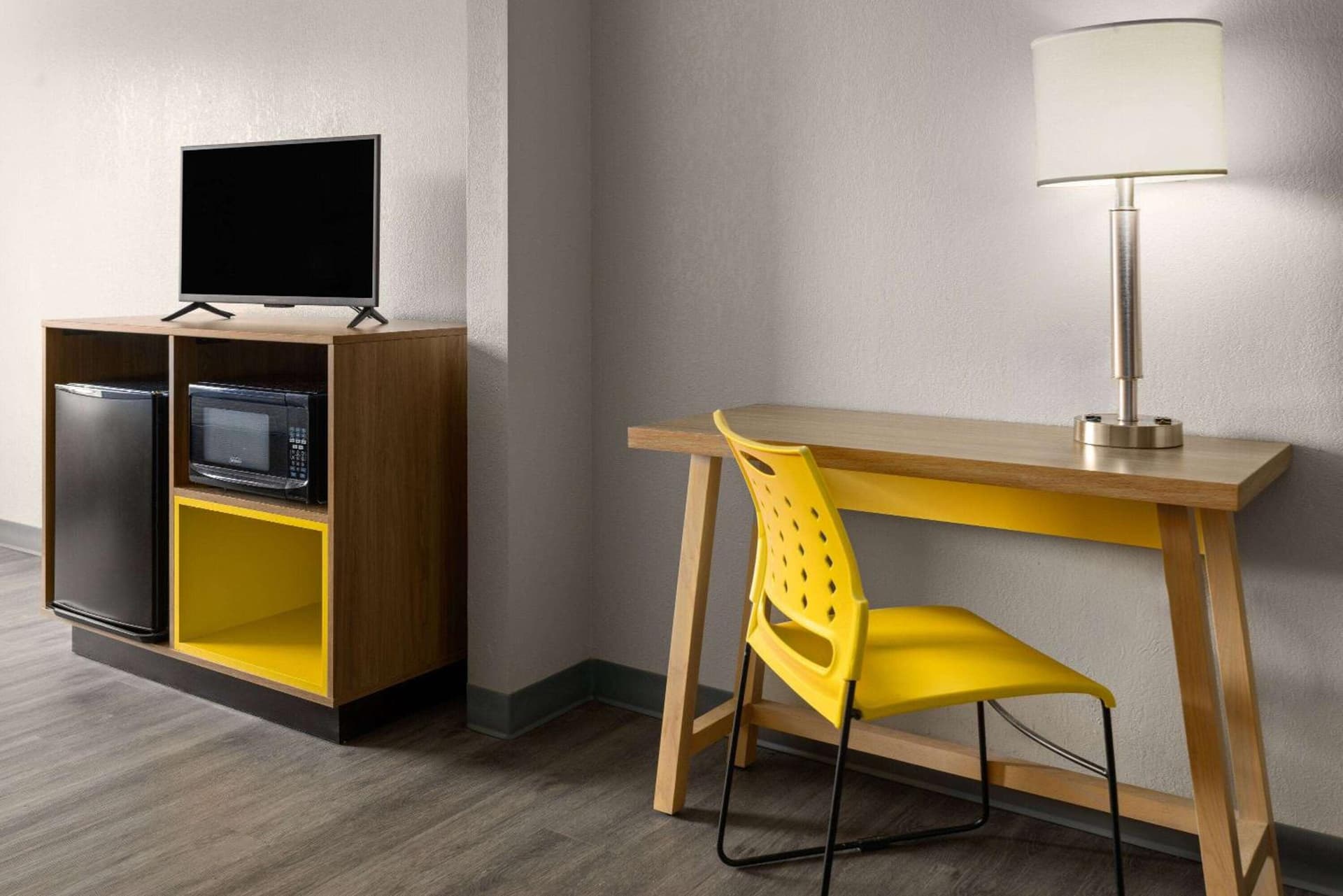 Days Inn & Suites by Wyndham Albany gallery photo in Albany, NY — image 61