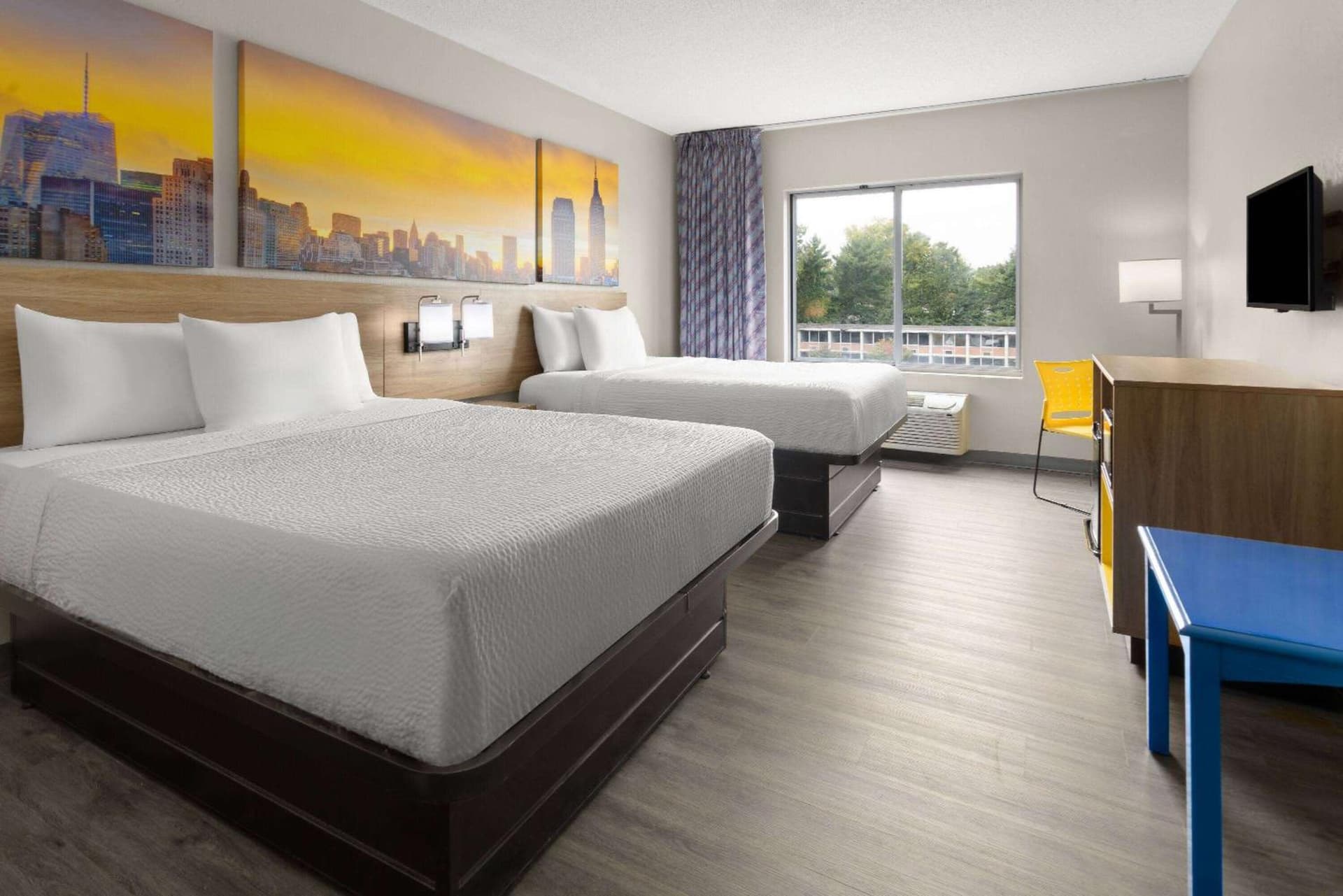 Days Inn & Suites by Wyndham Albany gallery photo in Albany, NY — image 42