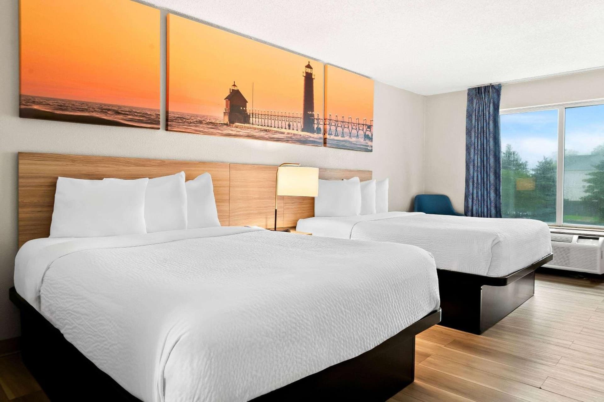 Days Inn & Suites by Wyndham Warren gallery photo in Warren, MI — image 36