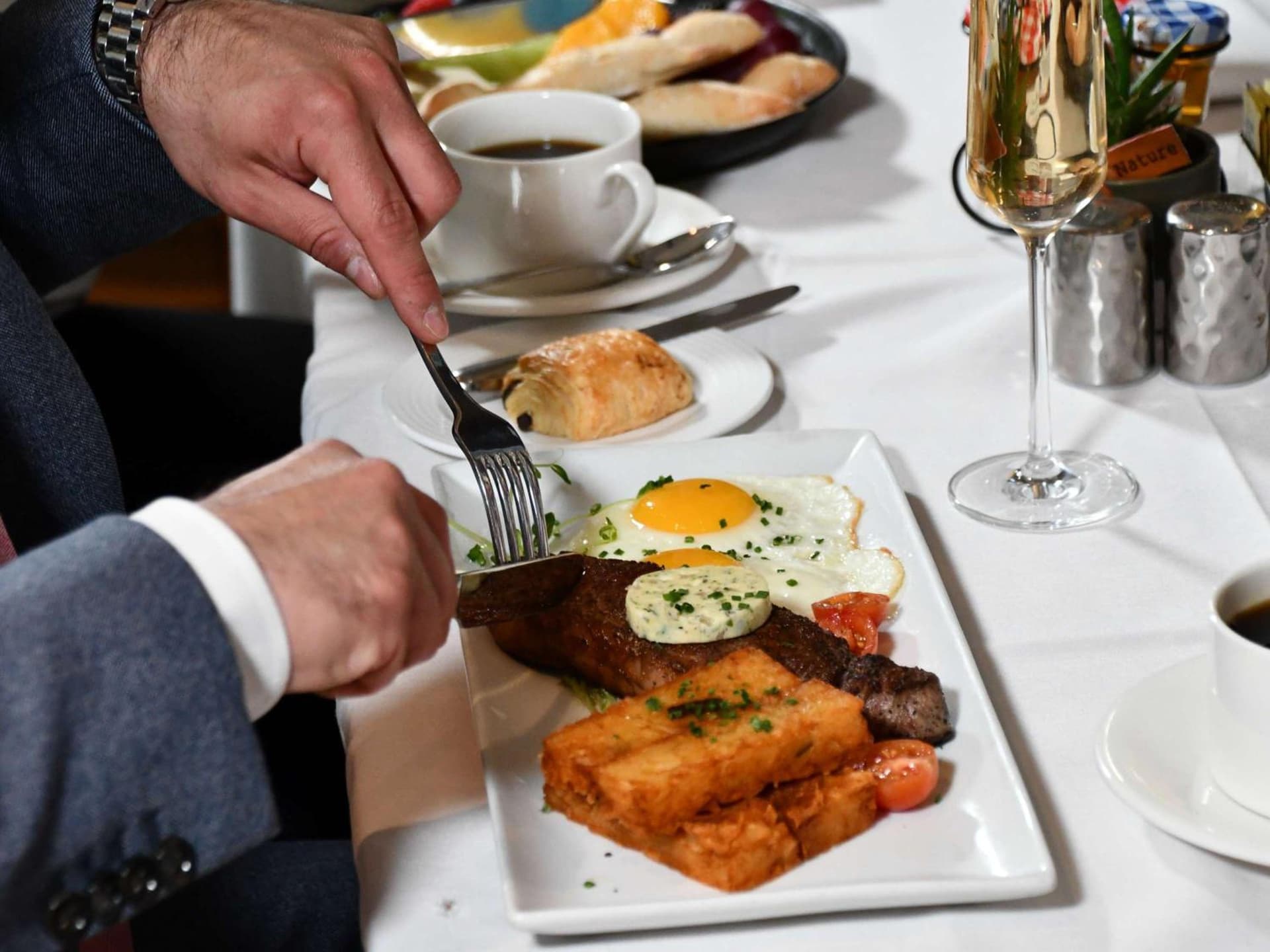 Sofitel Philadelphia at Rittenhouse Square gallery photo in Philadelphia, PA — image 90